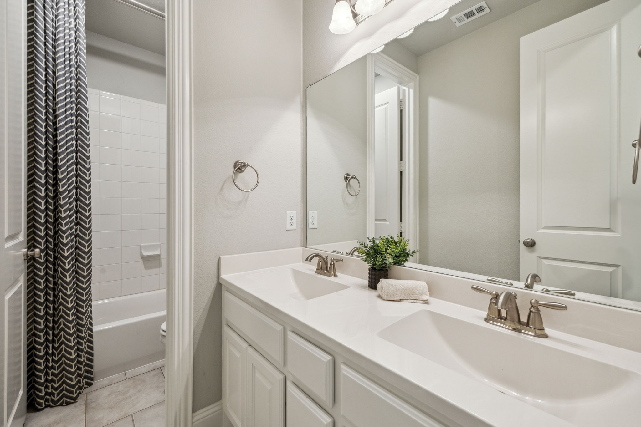 6313 Savannah Oak Trail