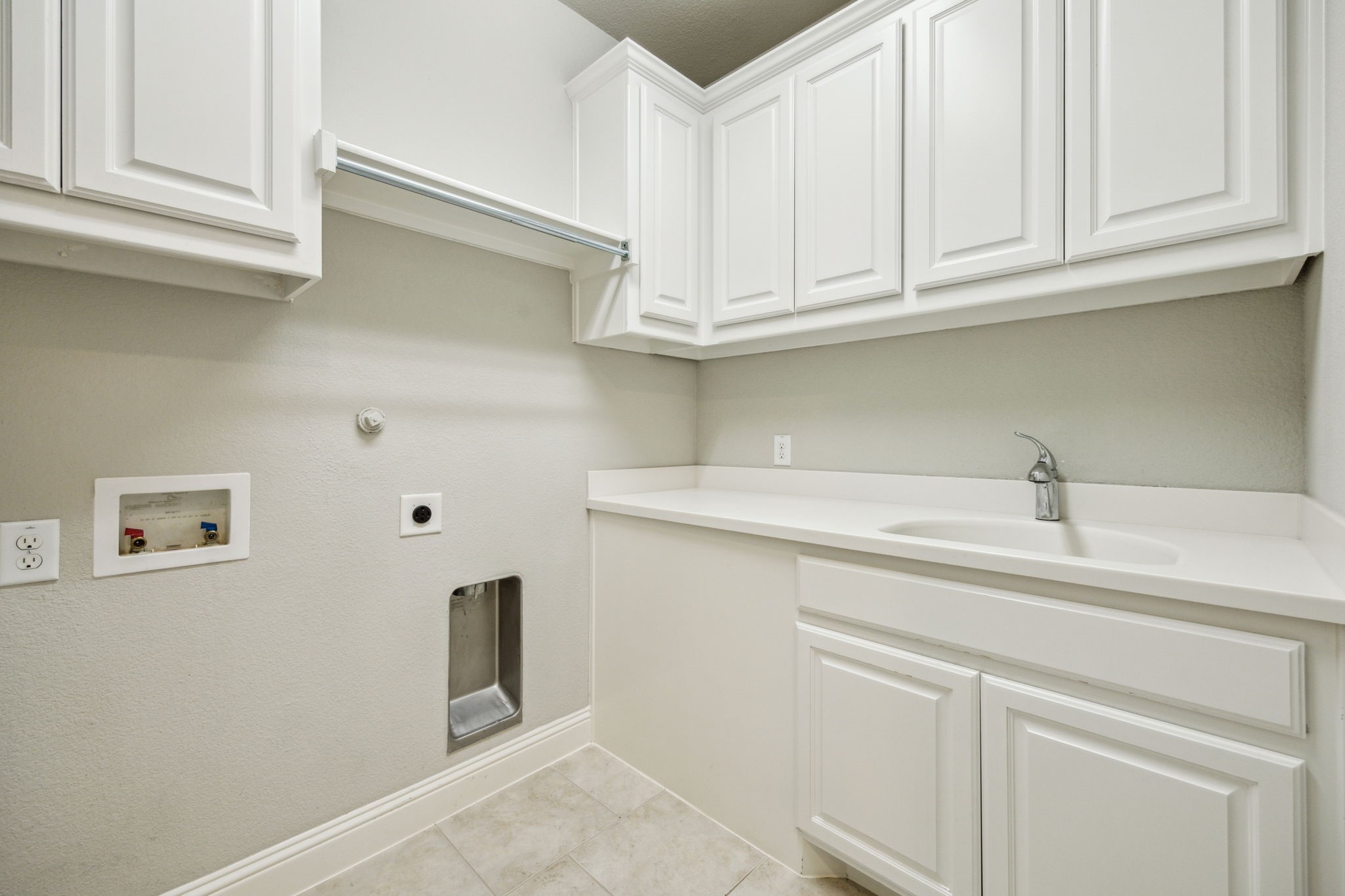6313 Savannah Oak Trail