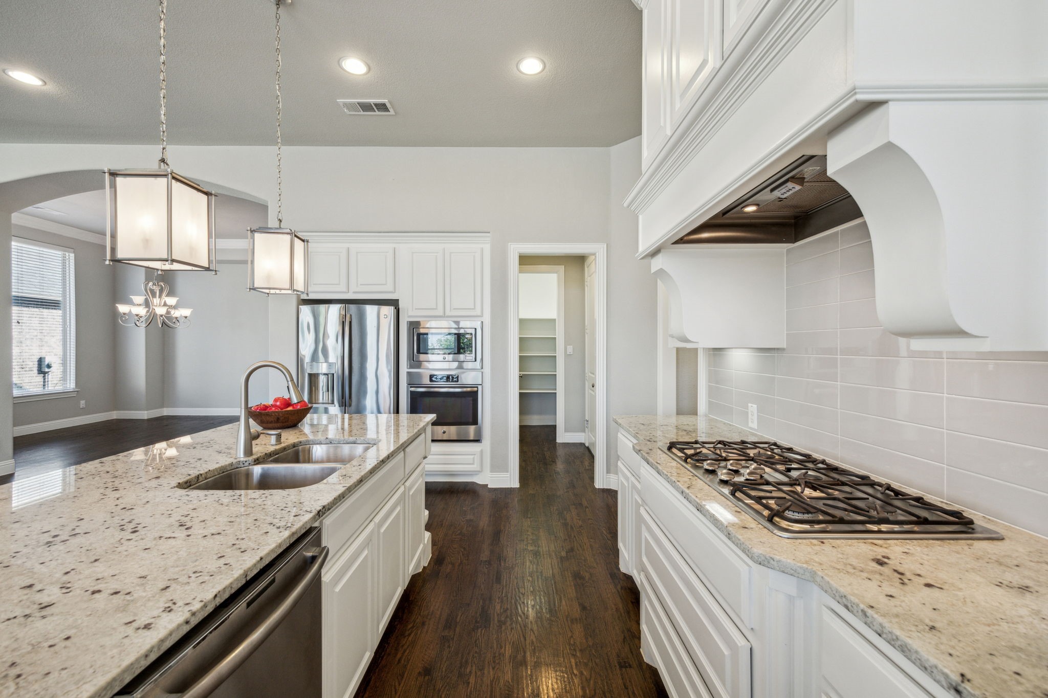 6313 Savannah Oak Trail