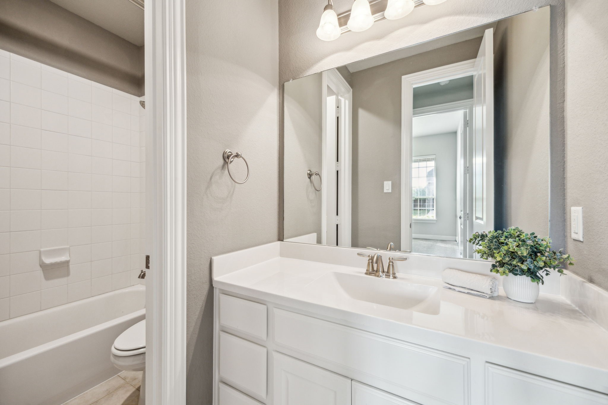 6313 Savannah Oak Trail