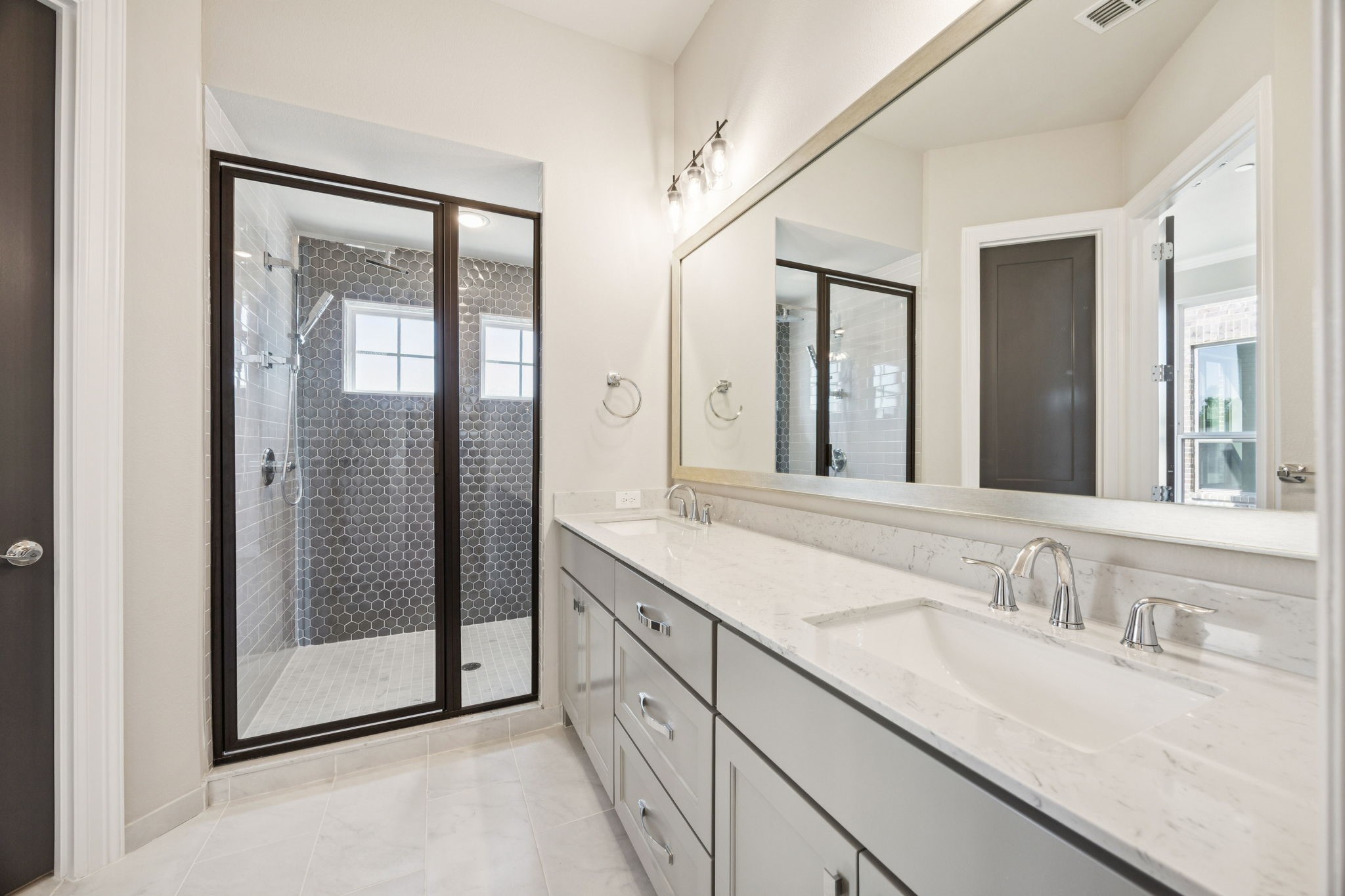 305 Sunset Lane 102