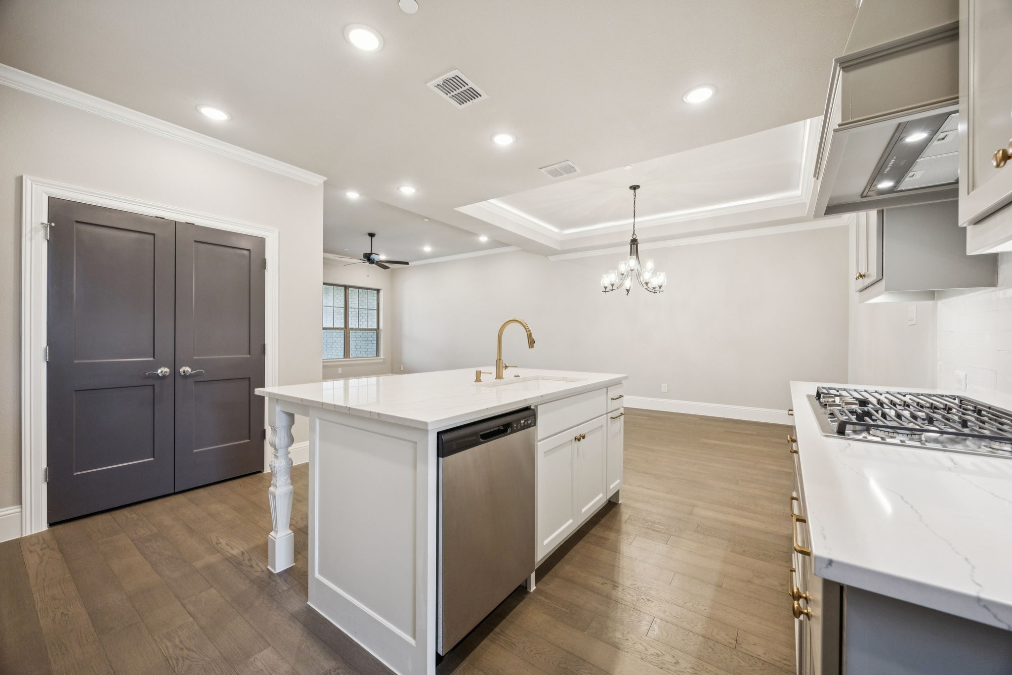 305 Sunset Lane 103