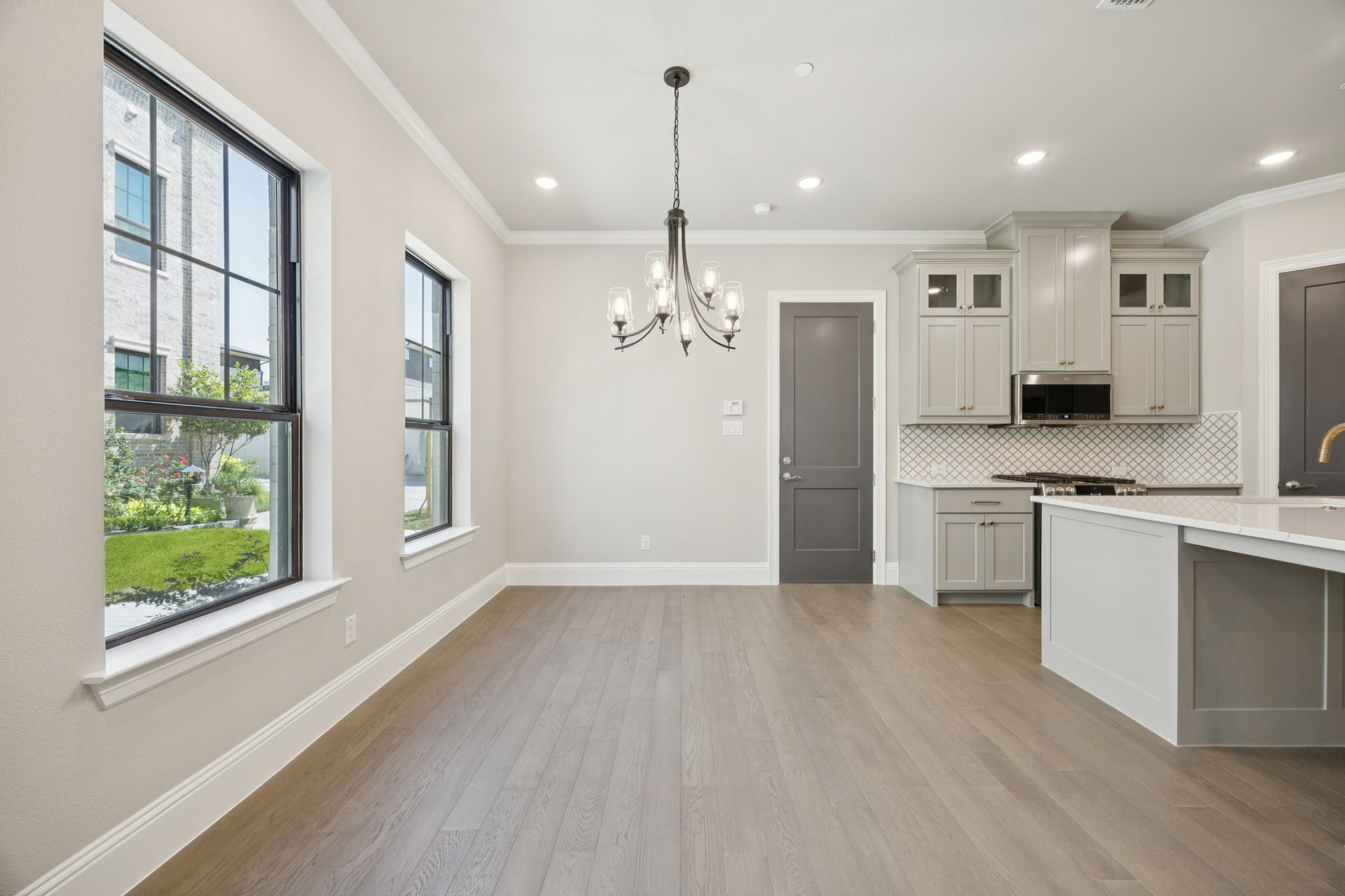 305 Sunset Lane 104