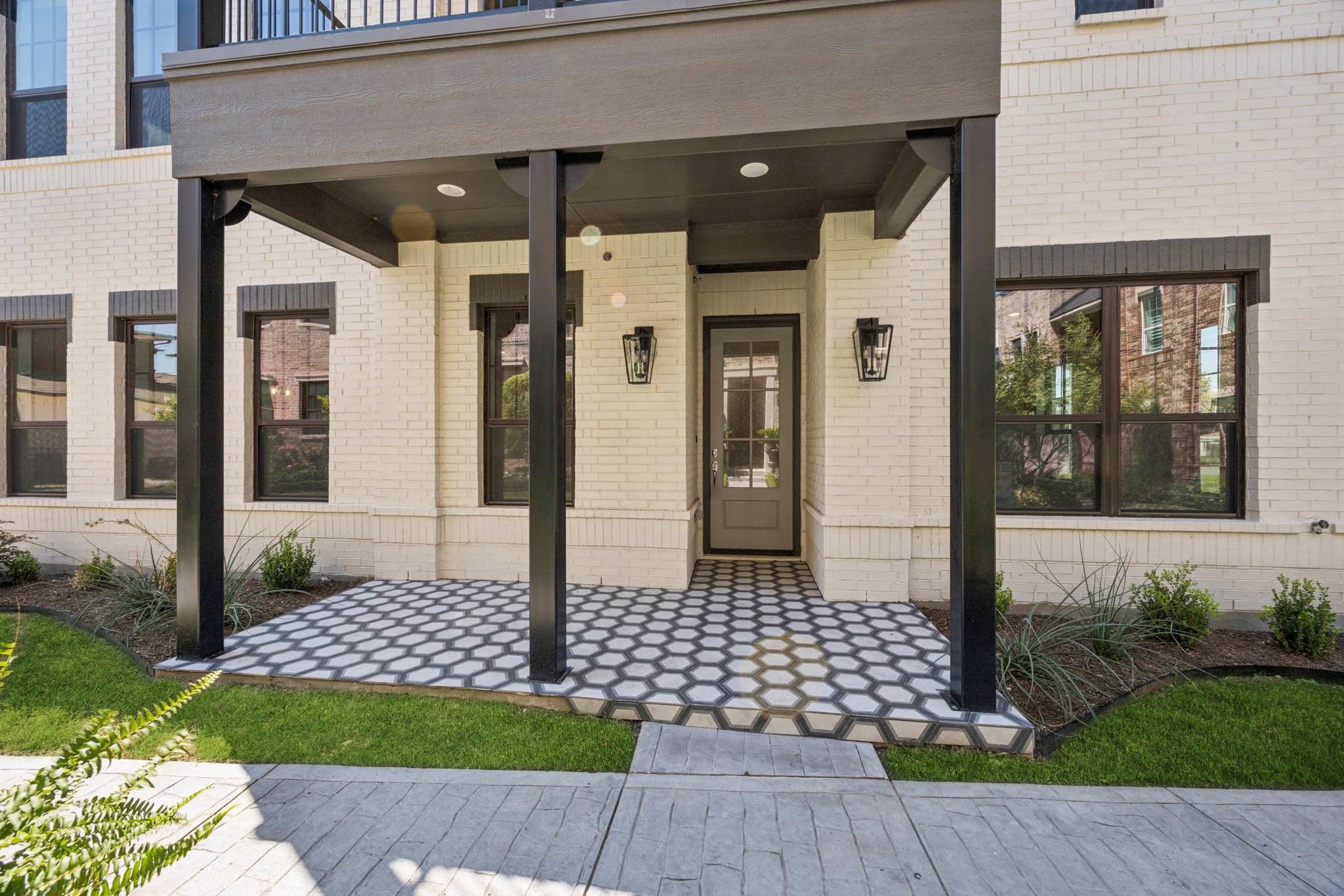 305 Sunset Lane 104