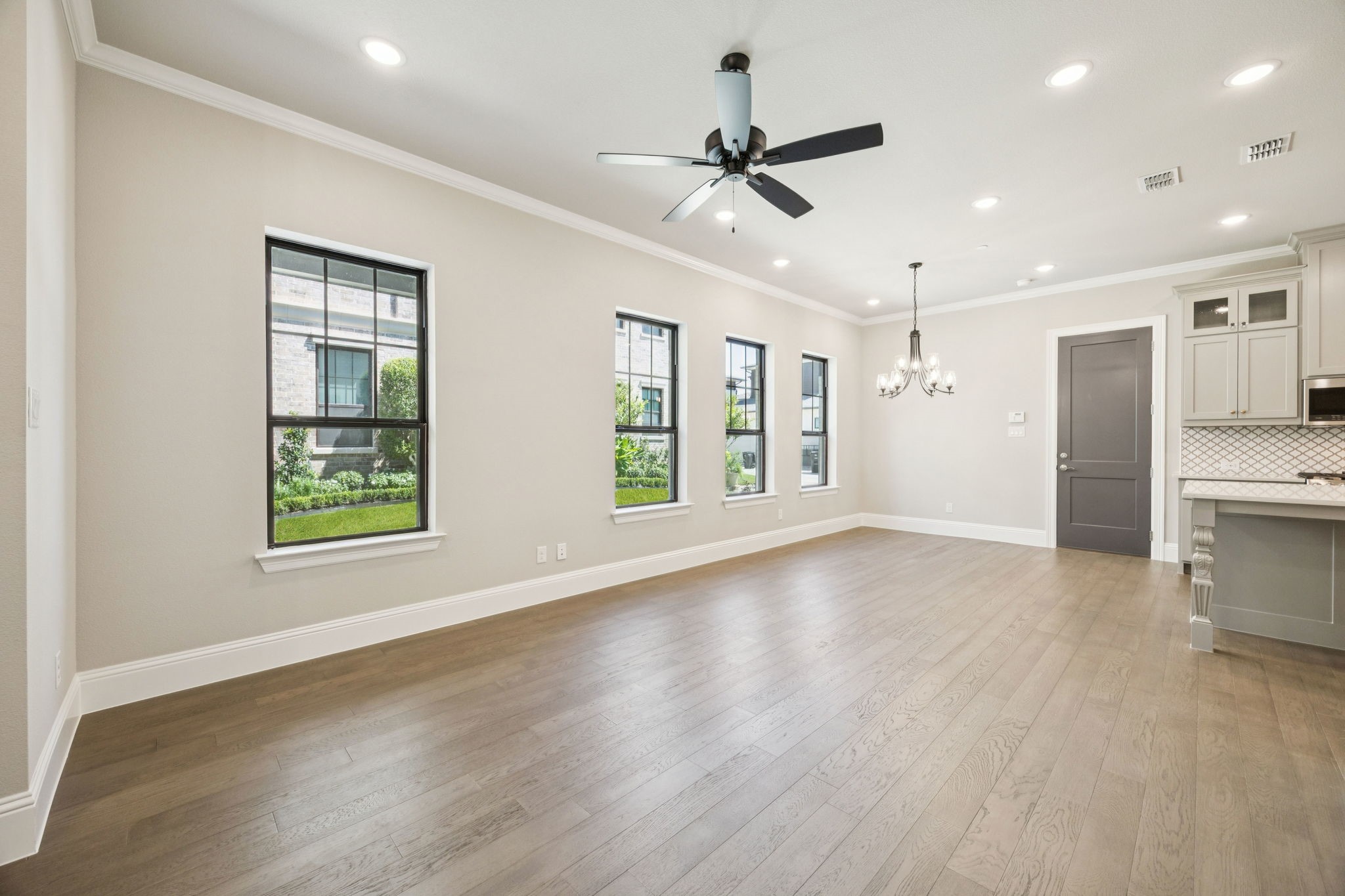 305 Sunset Lane 104