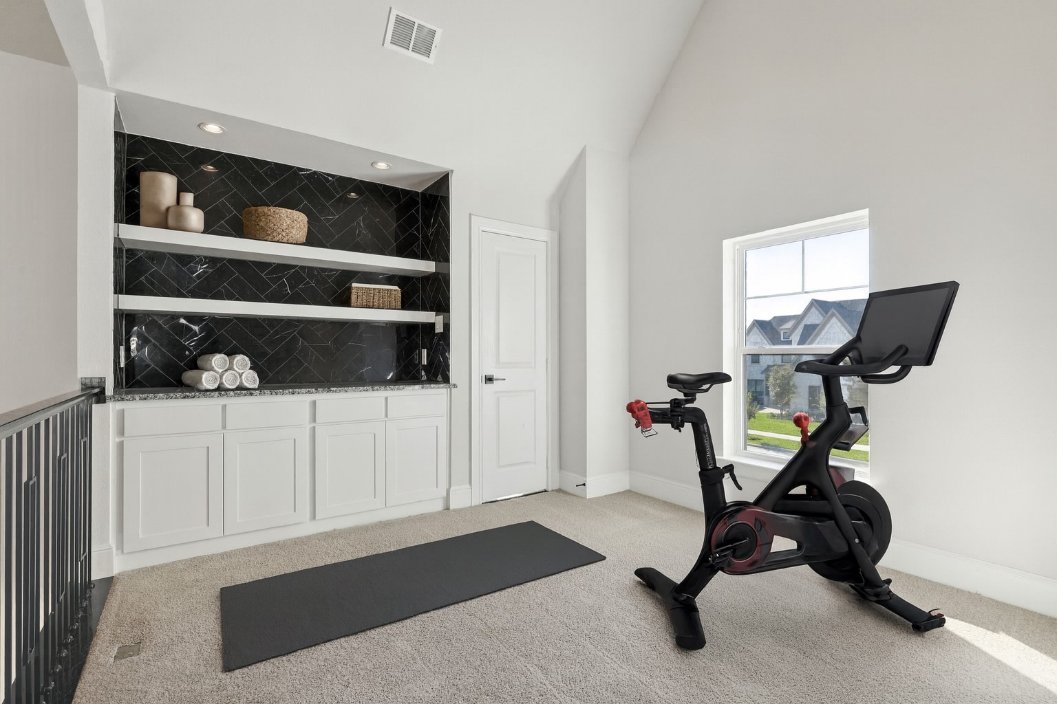2366 Alcove Drive