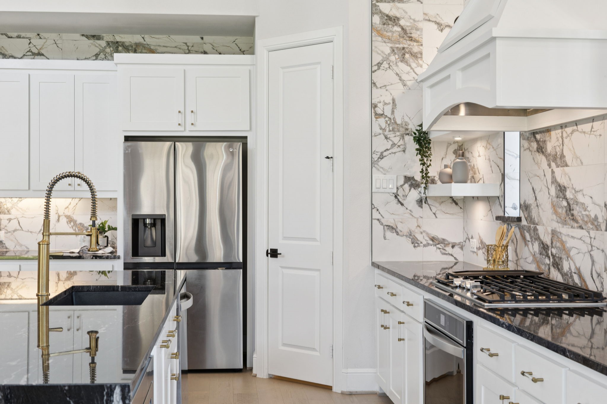 2366 Alcove Drive