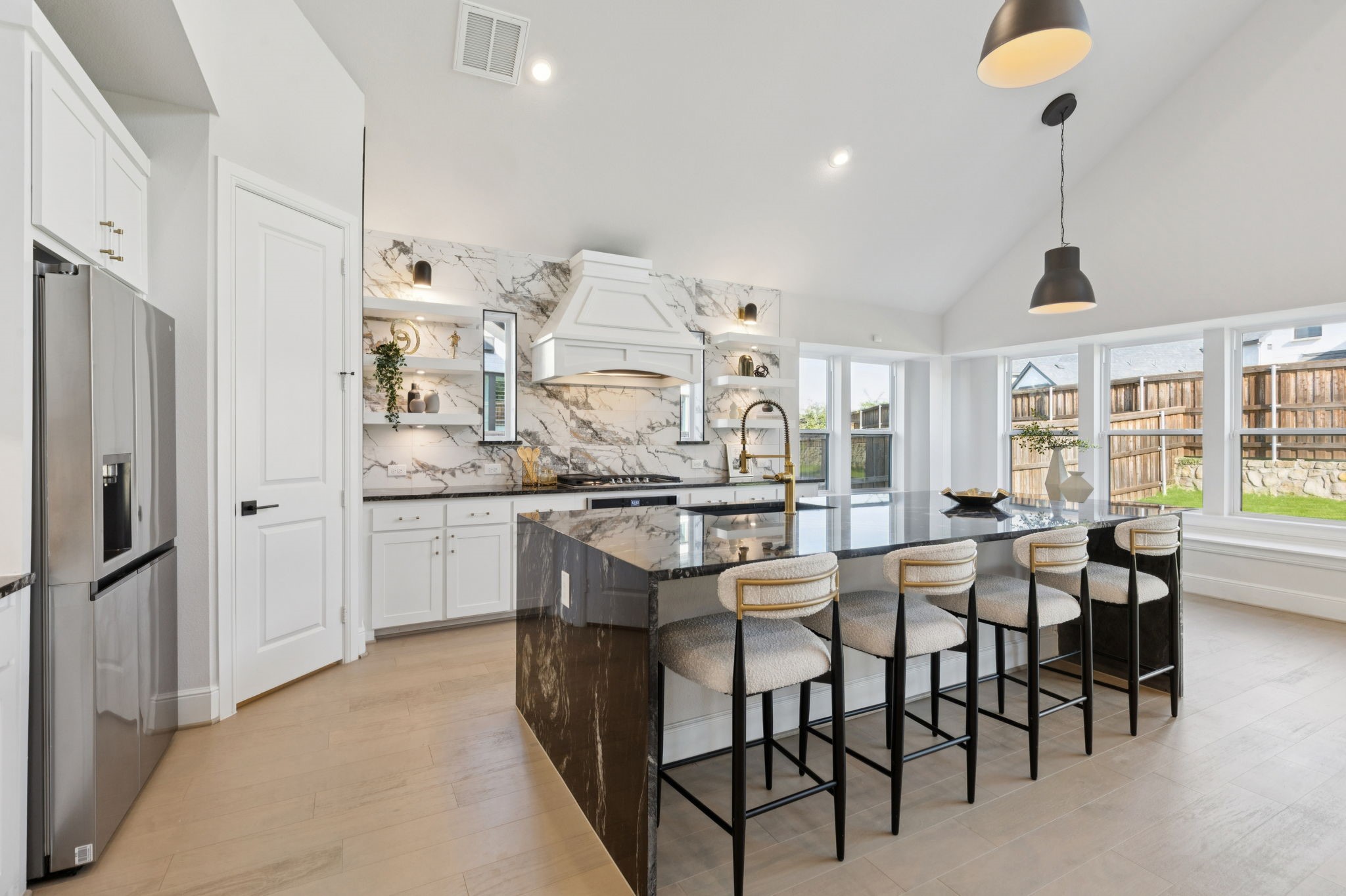 2366 Alcove Drive