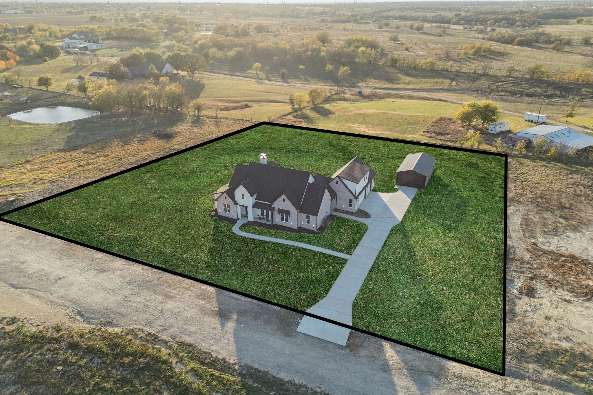 711 Hummingbird Lane