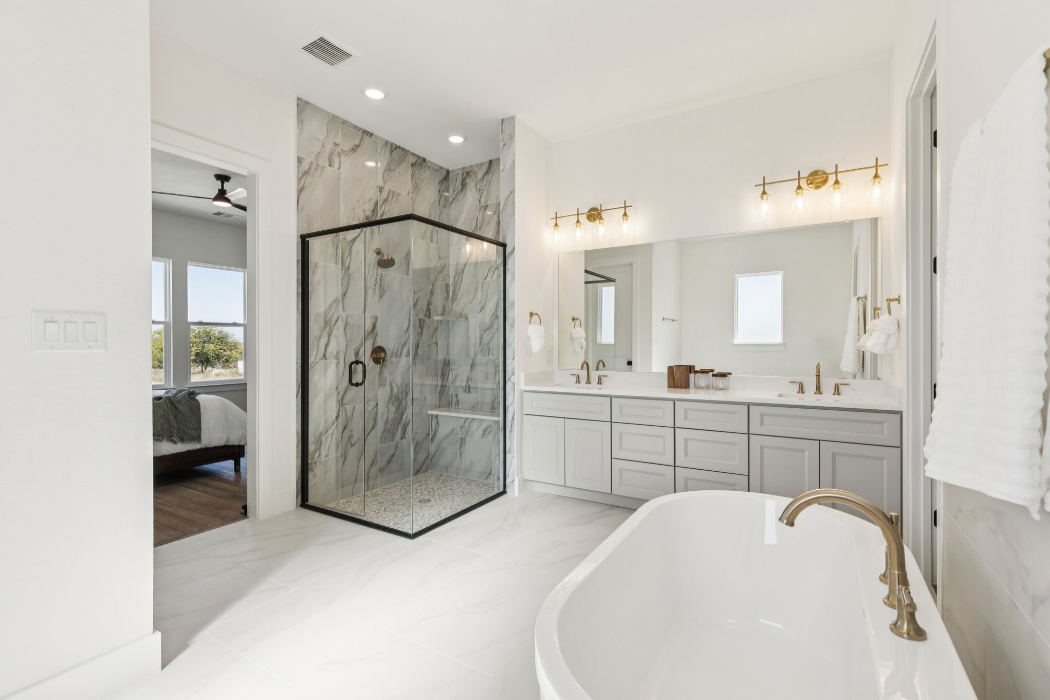 711 Hummingbird Lane