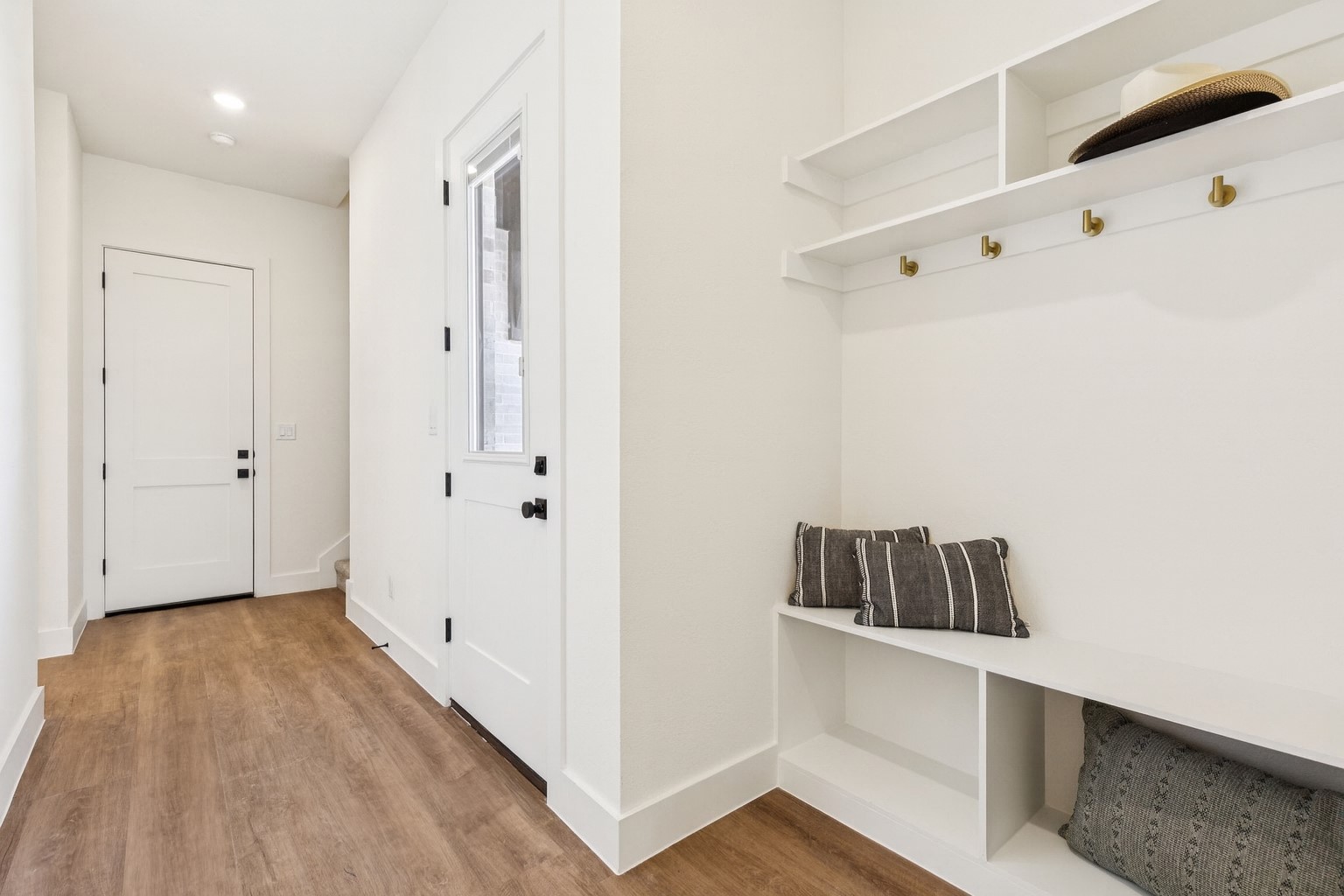 711 Hummingbird Lane