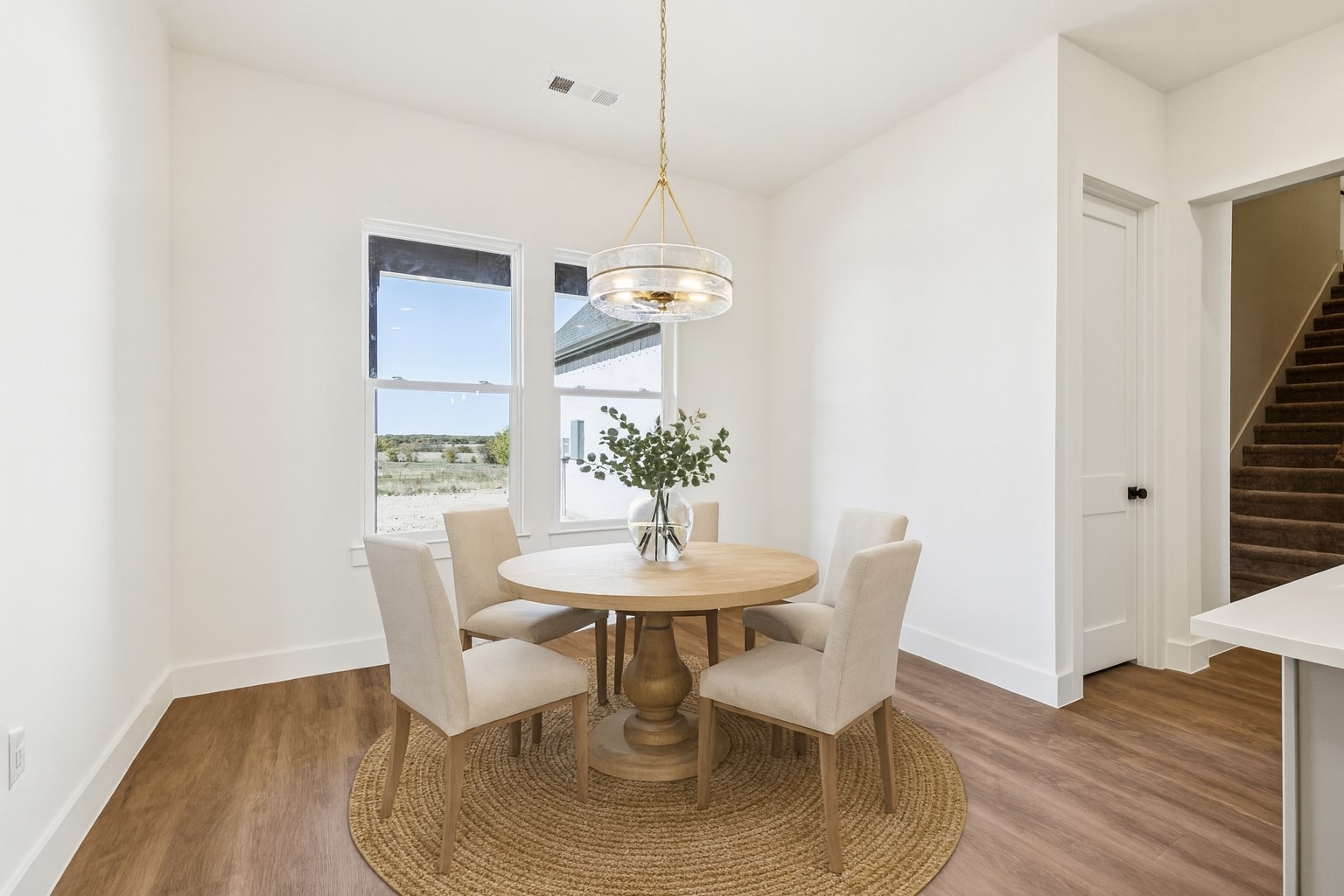 711 Hummingbird Lane