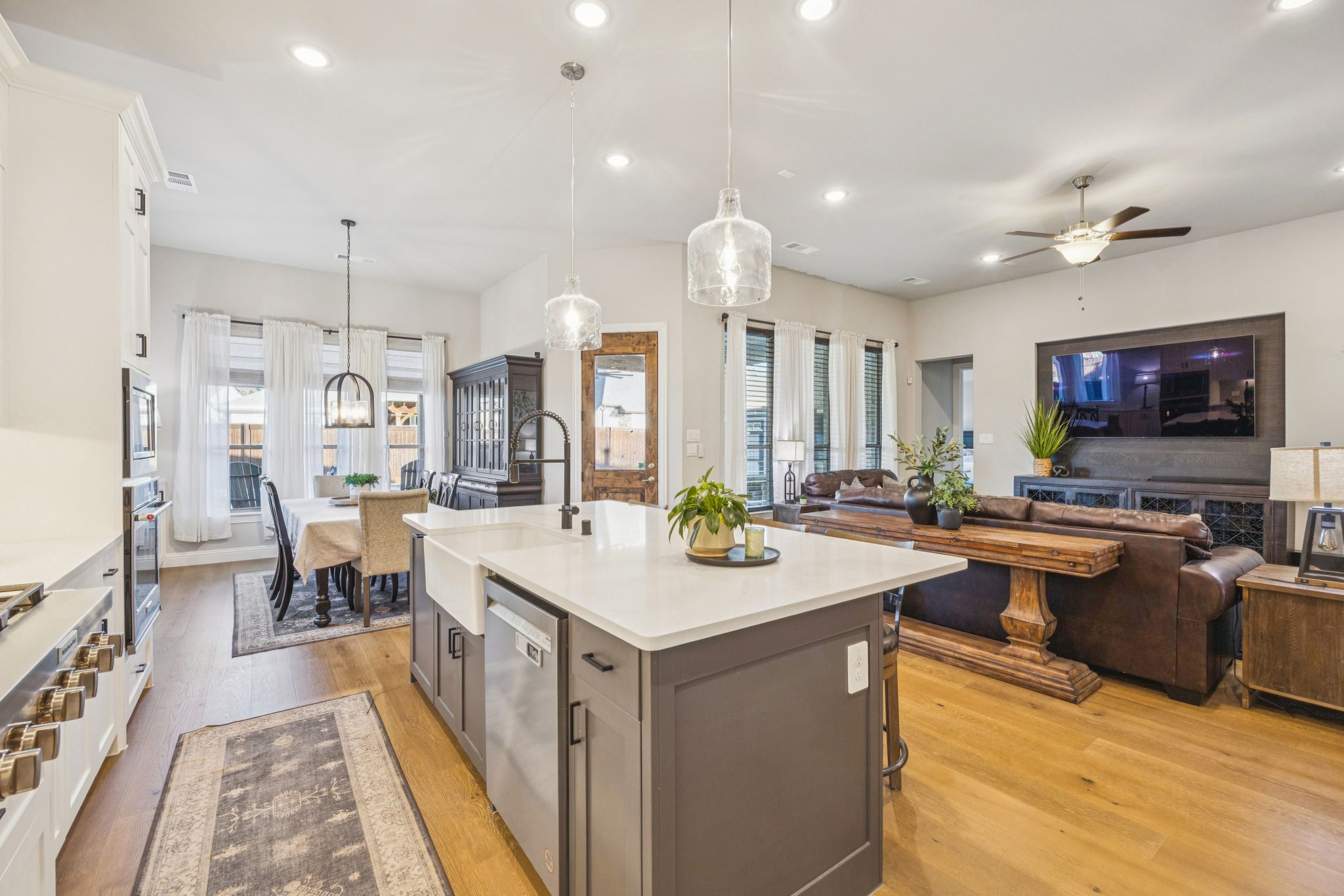 6916 Basket Flower Road