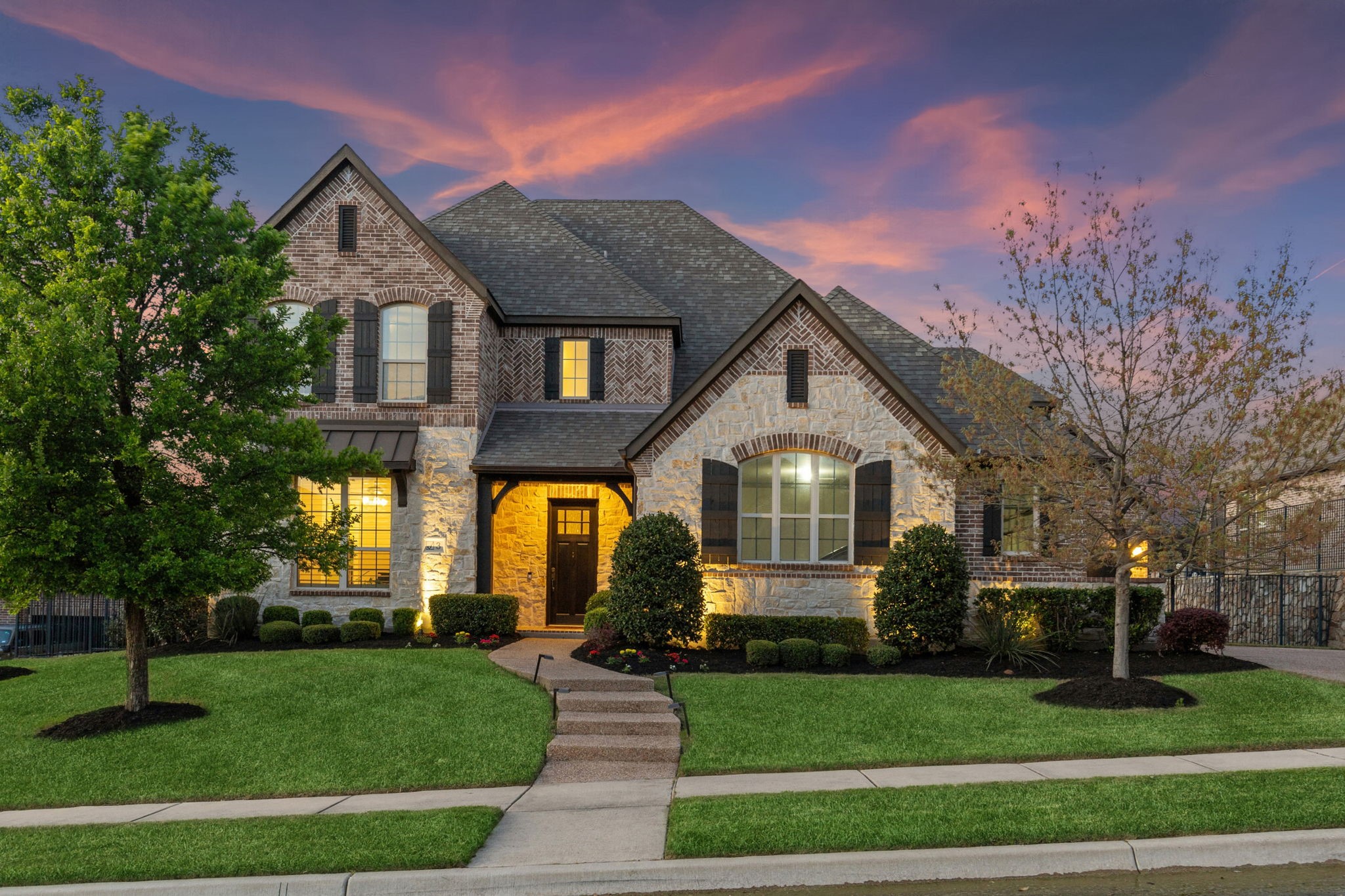 3 Hale Court