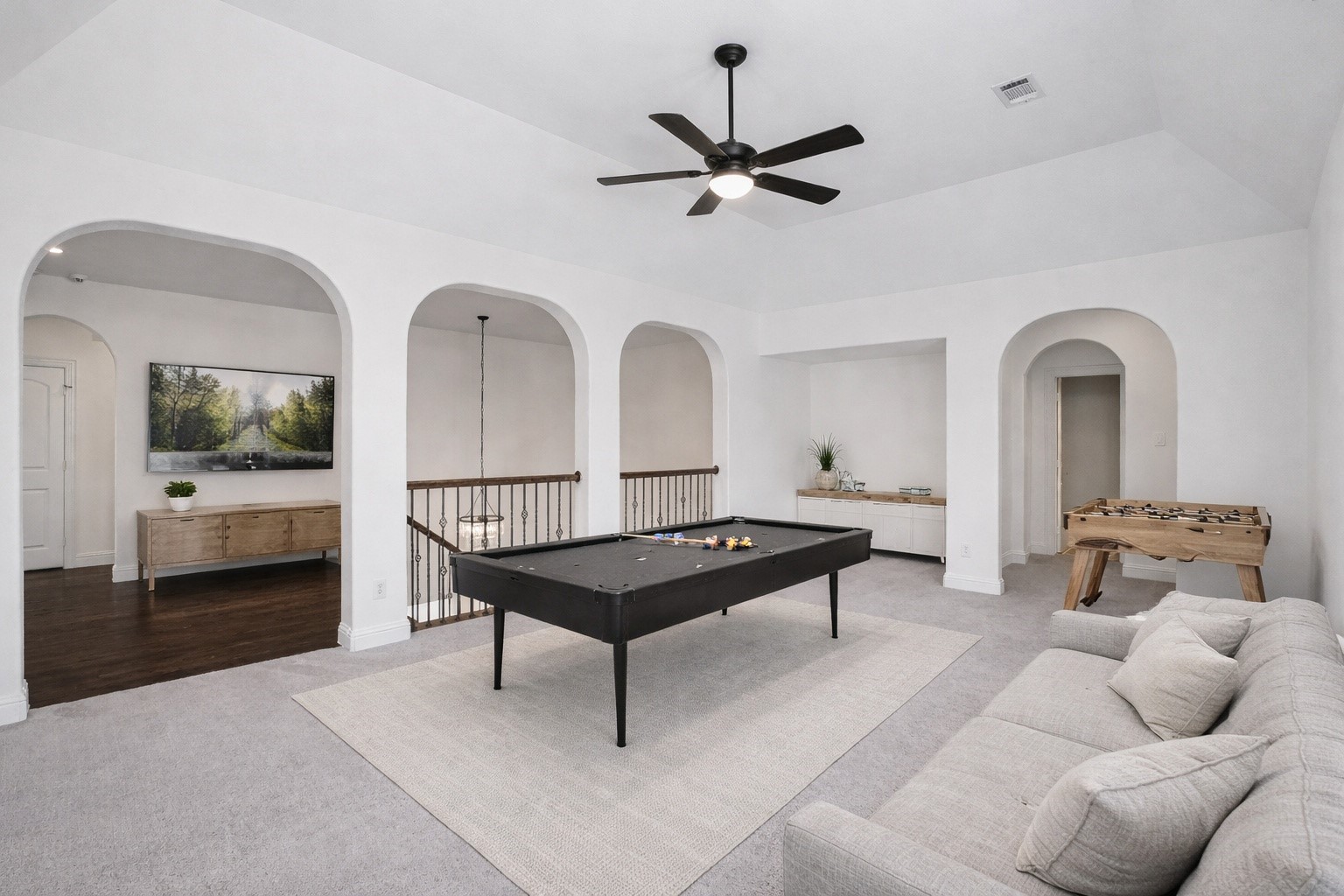 3 Hale Court