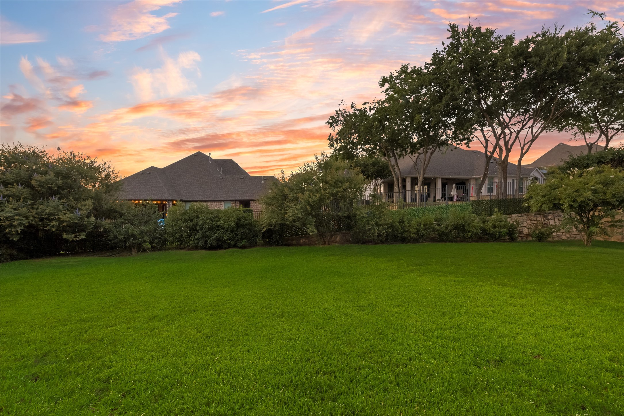 3 Hale Court