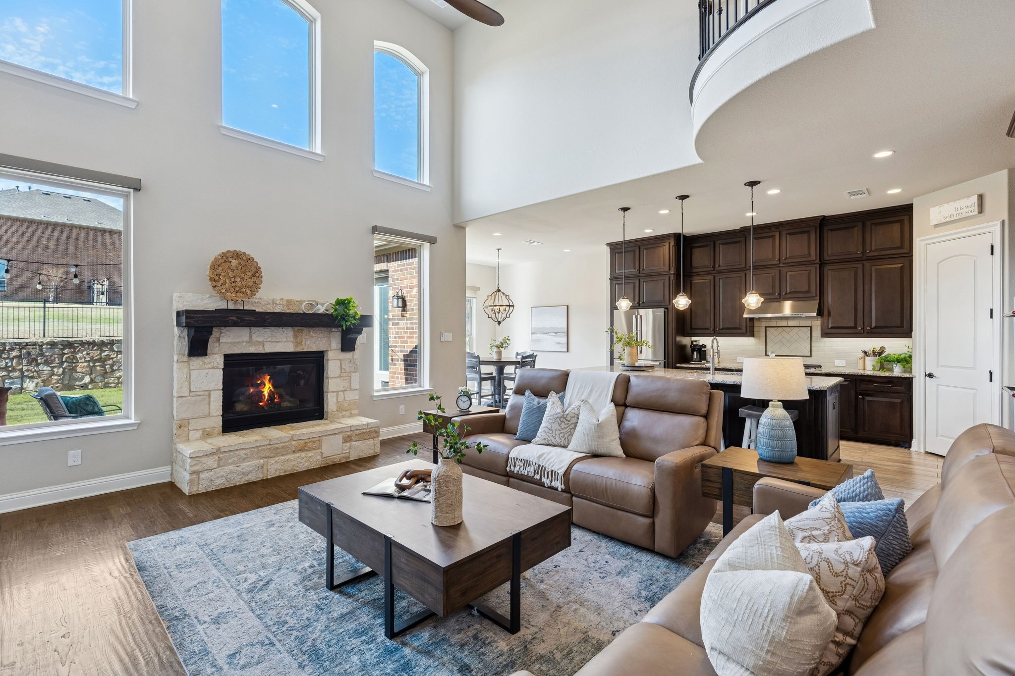 11100 Falling Leaf Trail