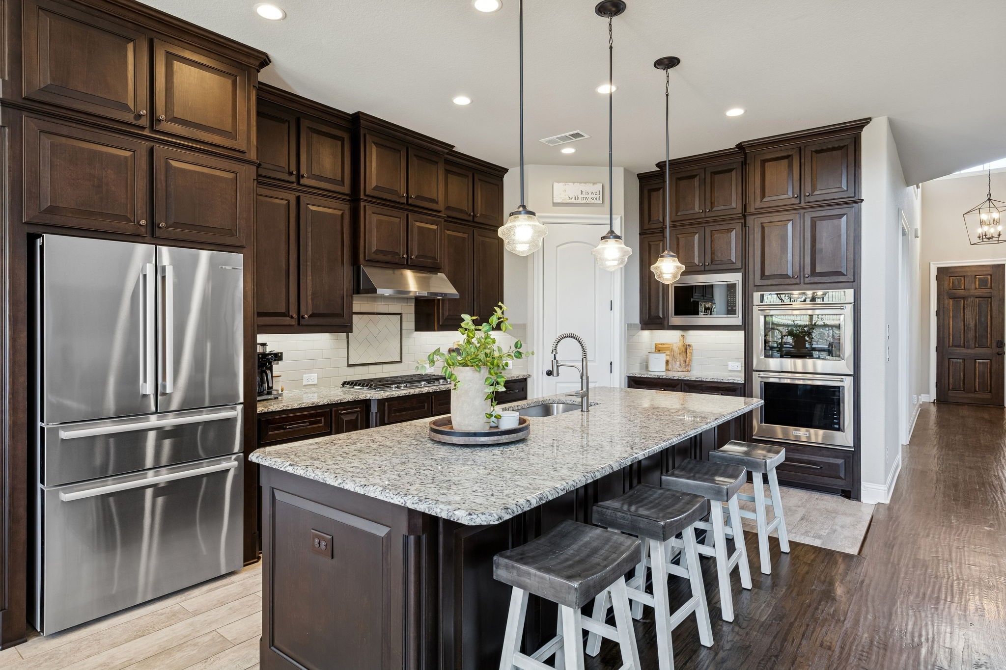 11100 Falling Leaf Trail