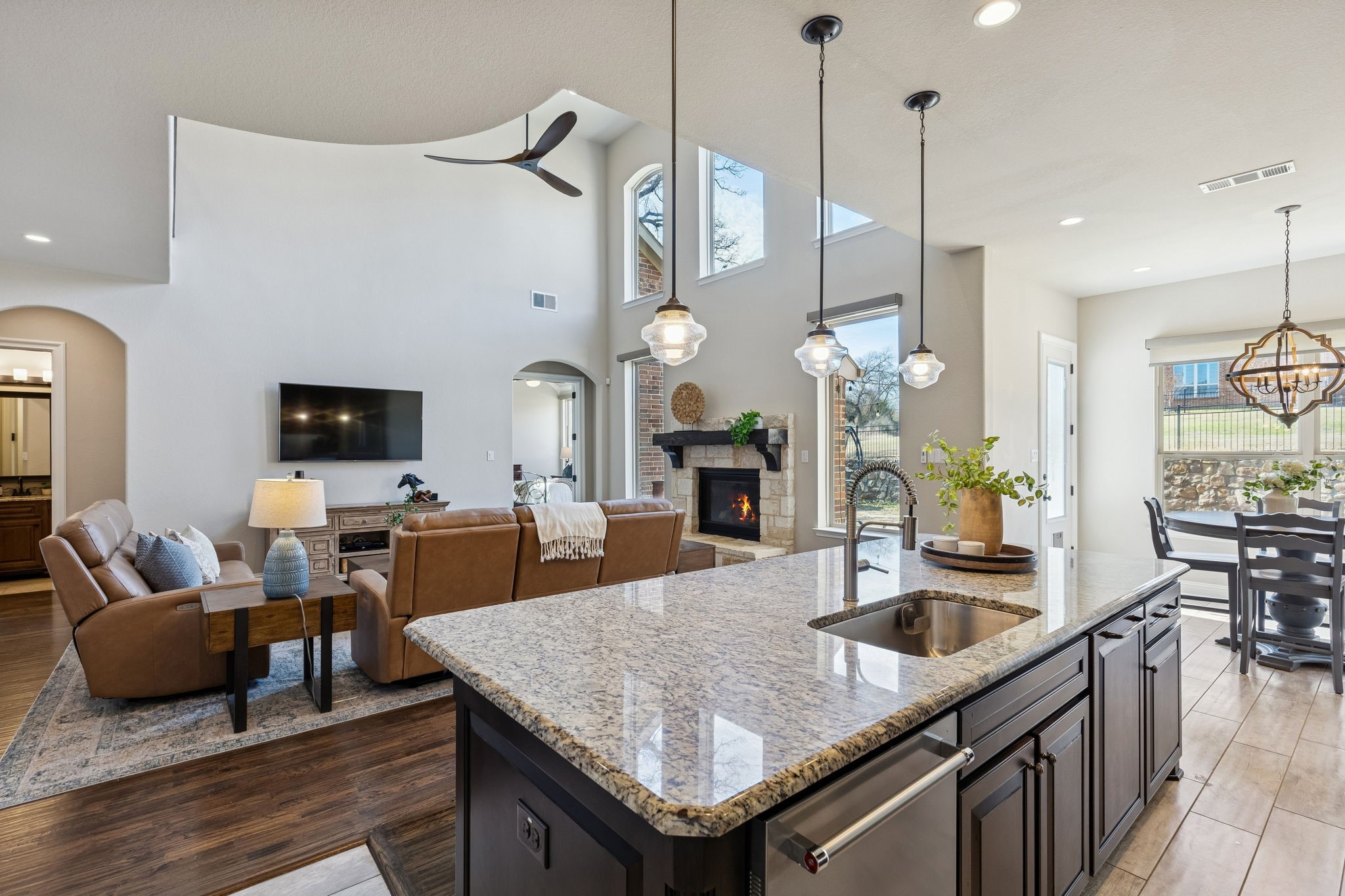 11100 Falling Leaf Trail