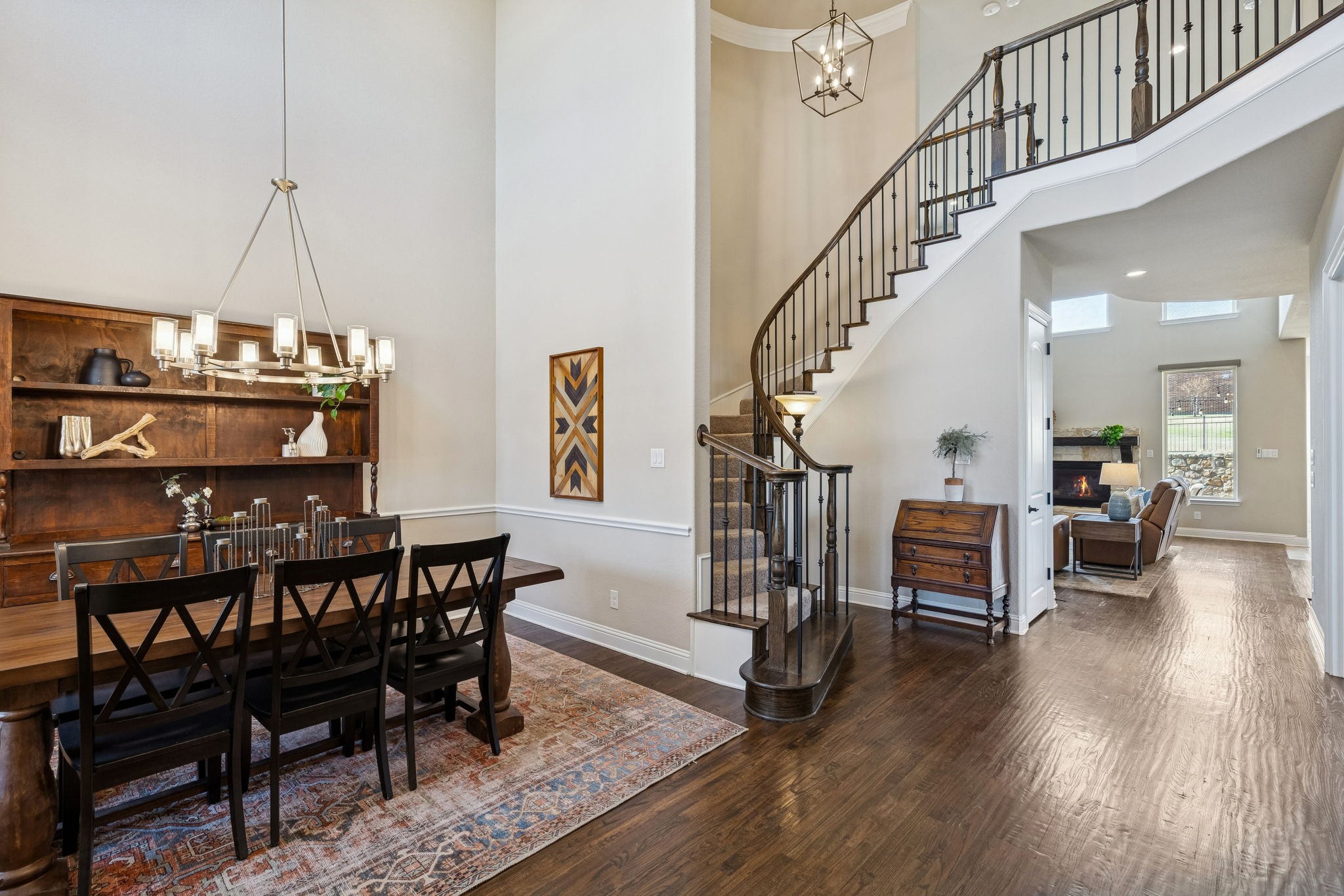 11100 Falling Leaf Trail