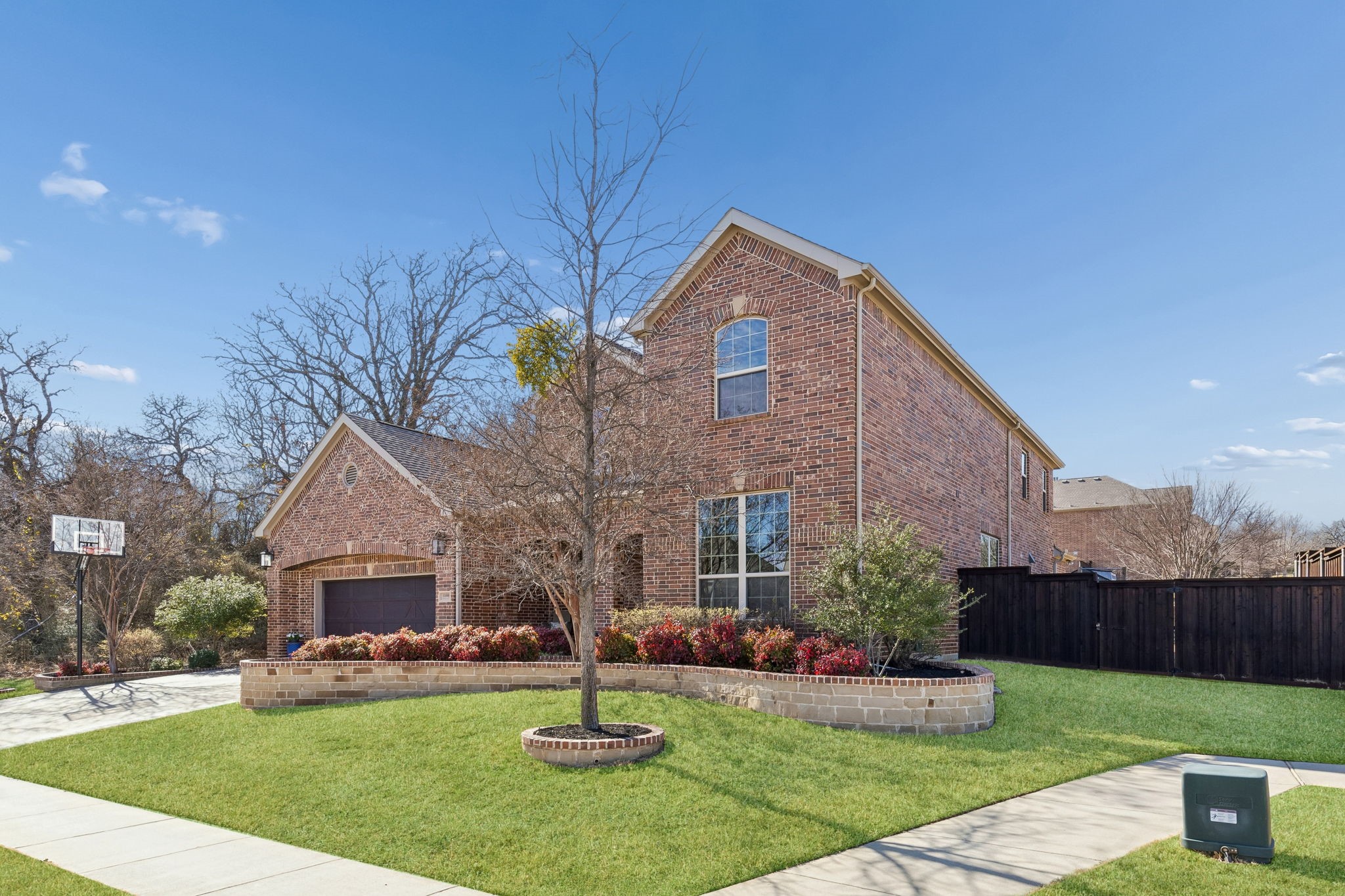 11100 Falling Leaf Trail