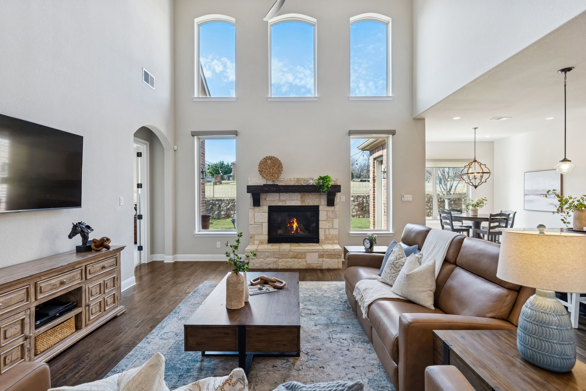 11100 Falling Leaf Trail