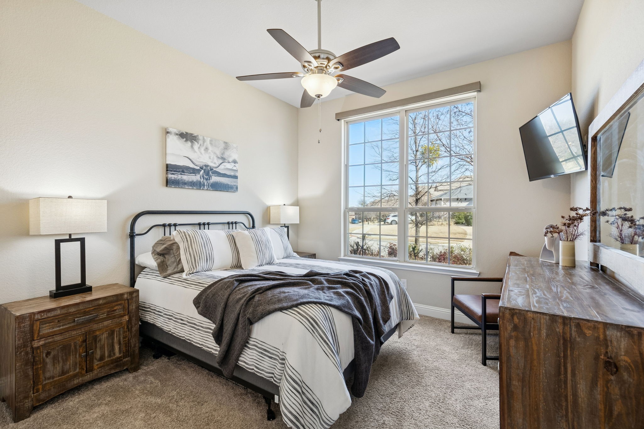 11100 Falling Leaf Trail