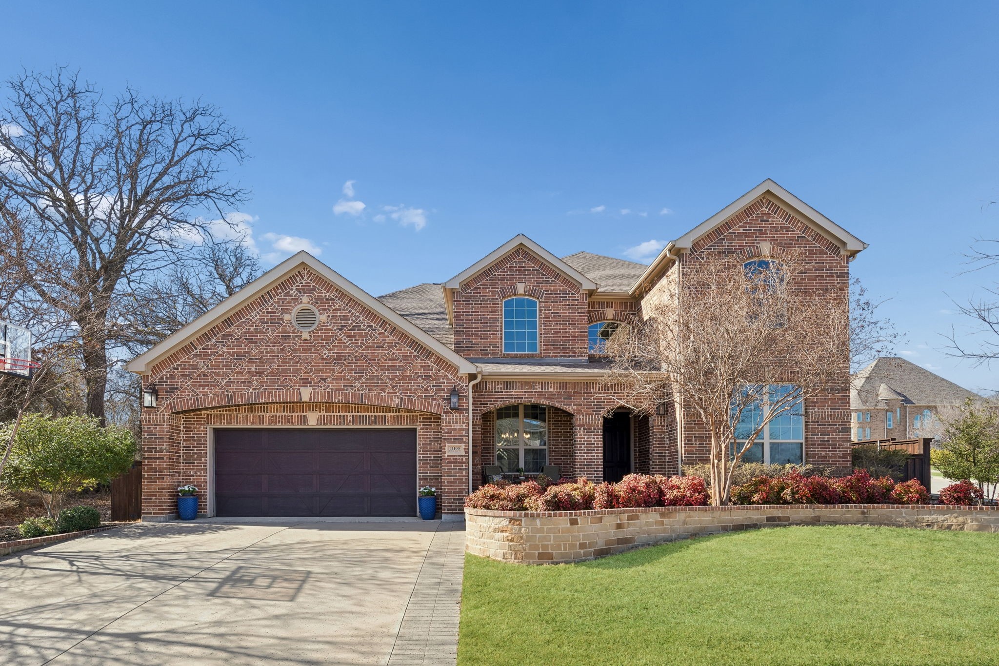 11100 Falling Leaf Trail