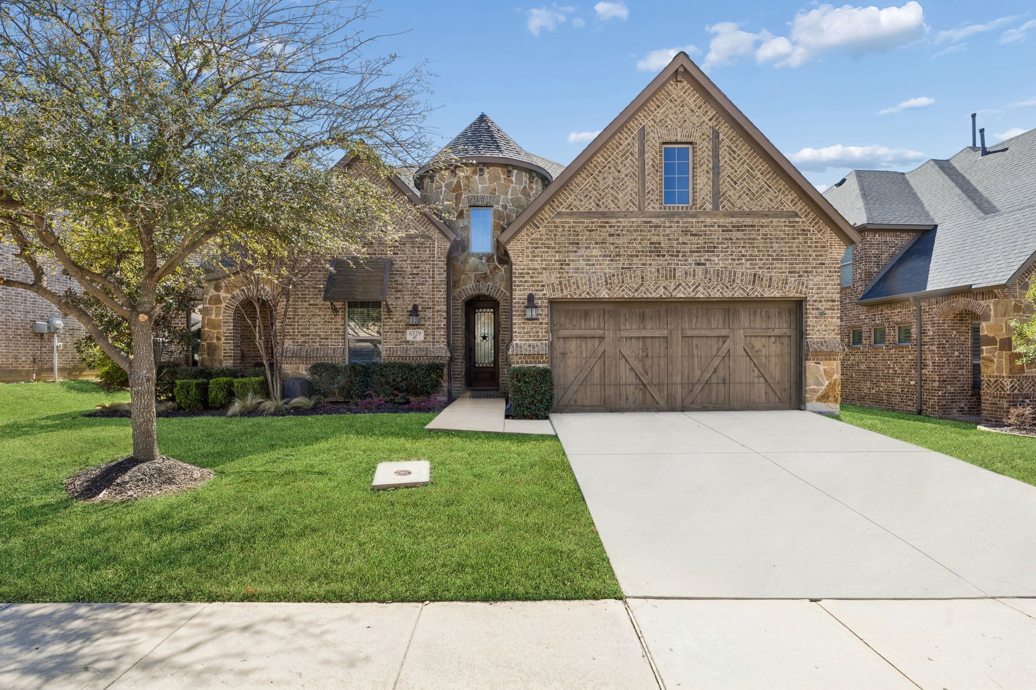 6329 Savannah Oak Trail