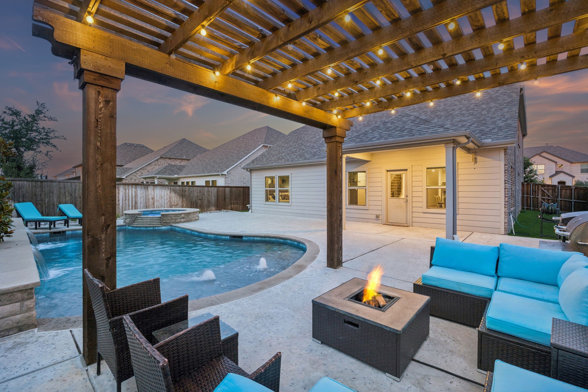 10105 Lakemont Drive