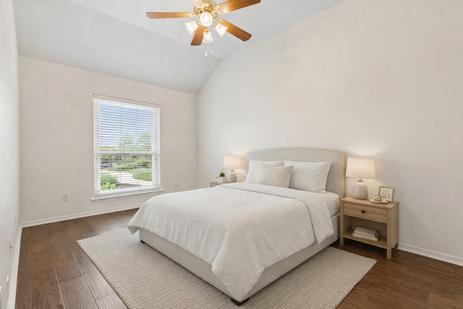 1901 Saw Tooth Court