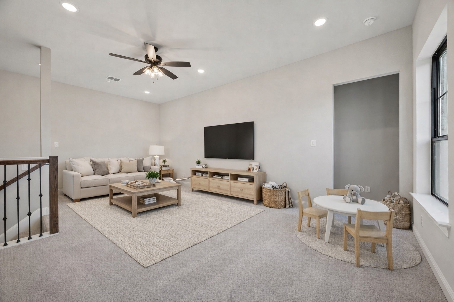 305 Sunset Lane 101