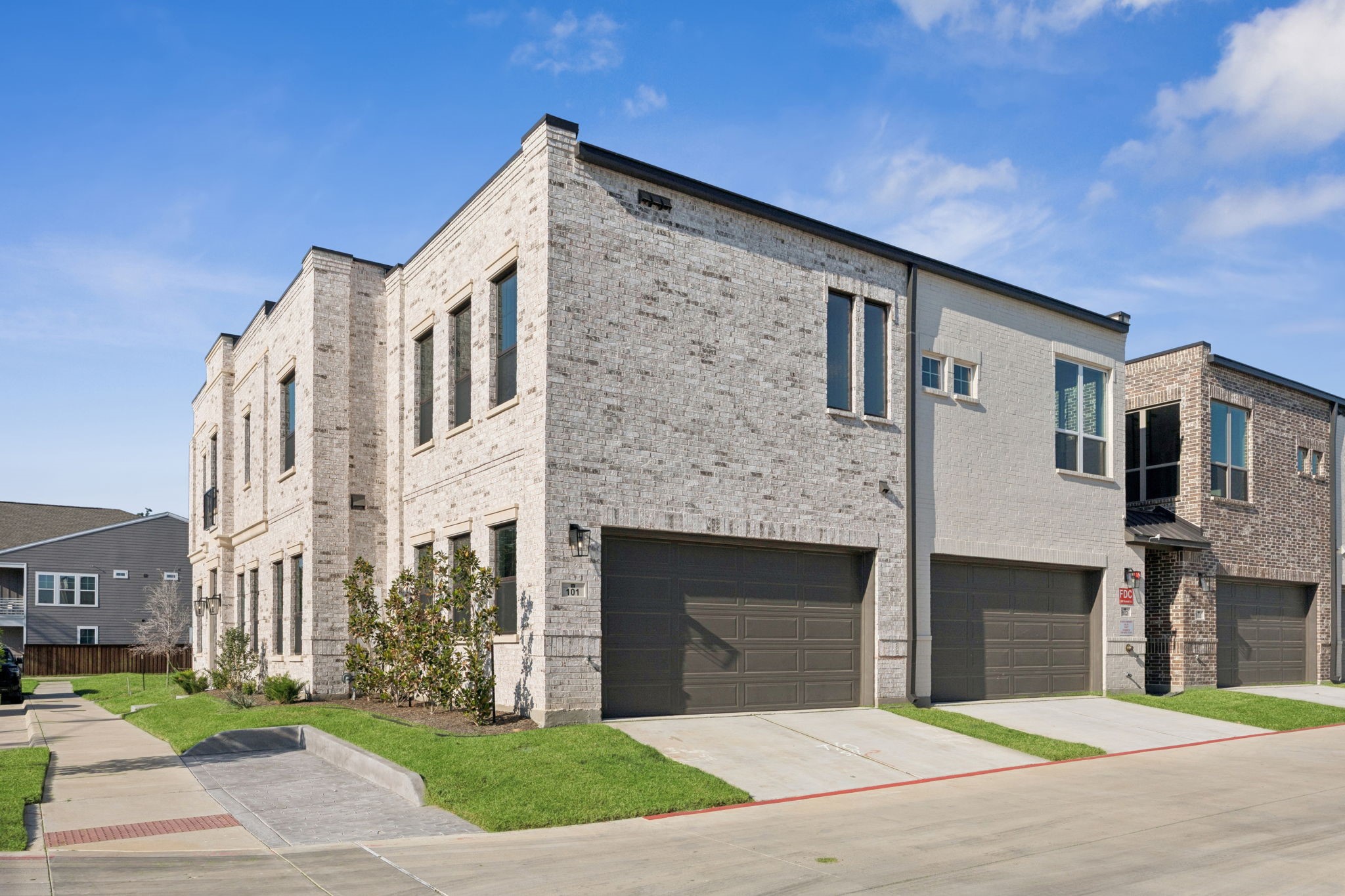 305 Sunset Lane 101