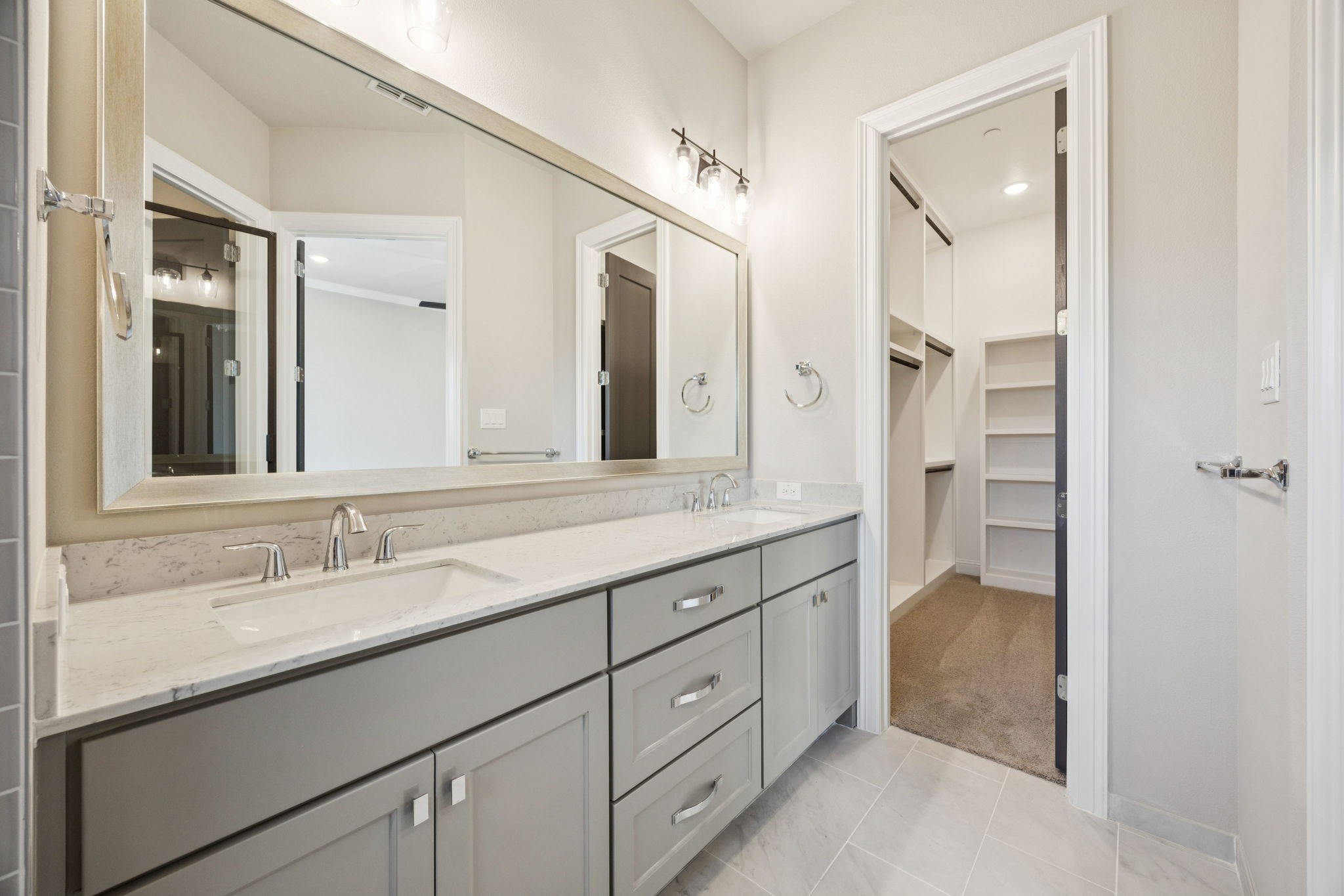 305 Sunset Lane 102