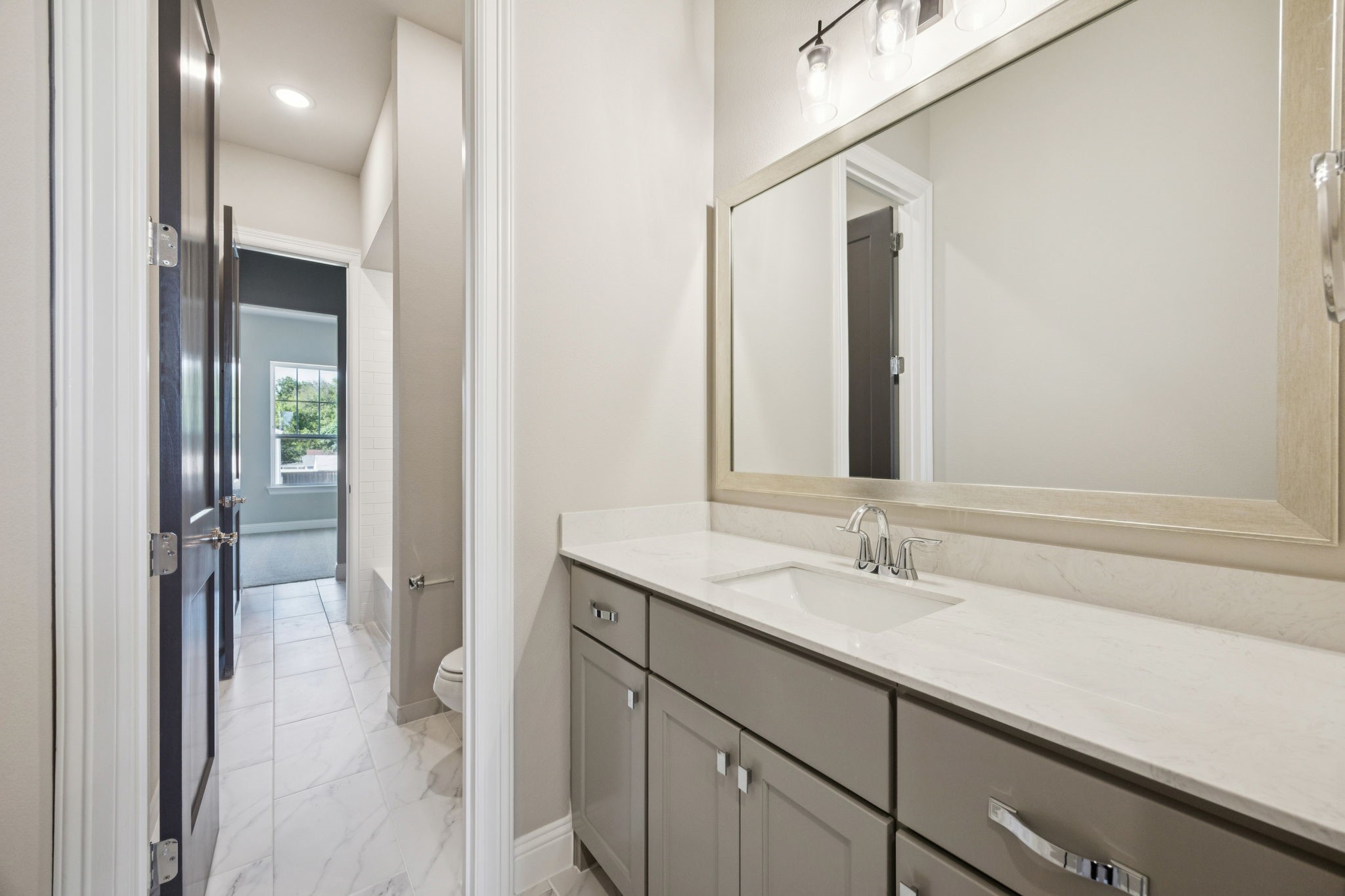 305 Sunset Lane 102
