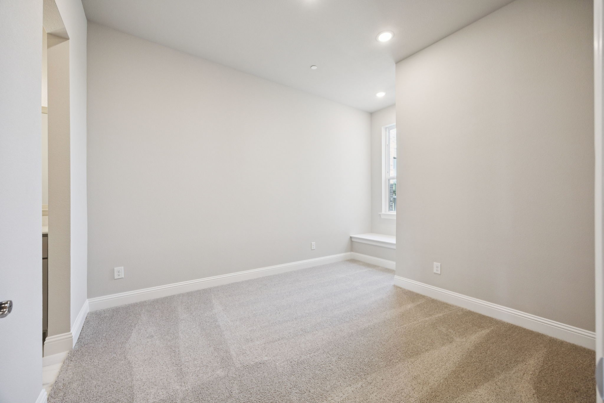 305 Sunset Lane 102