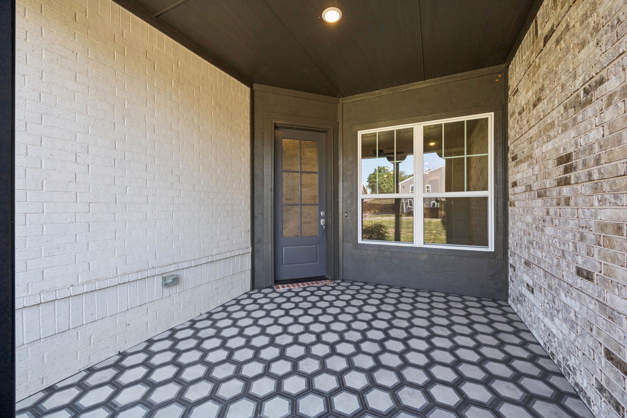 305 Sunset Lane 102