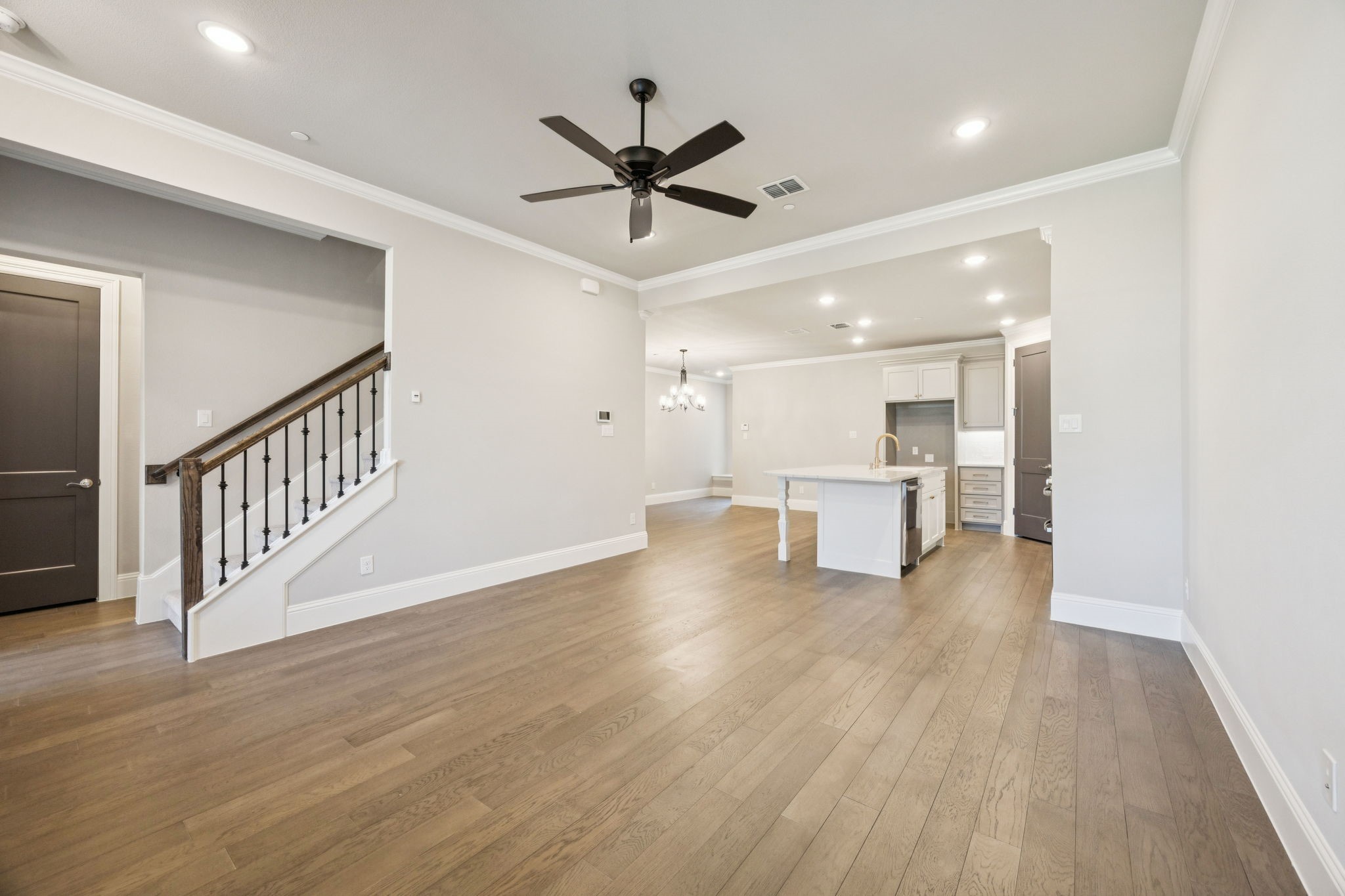 305 Sunset Lane 102