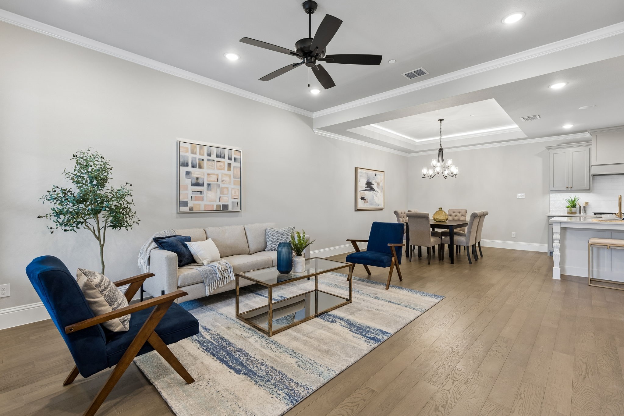 305 Sunset Lane 103