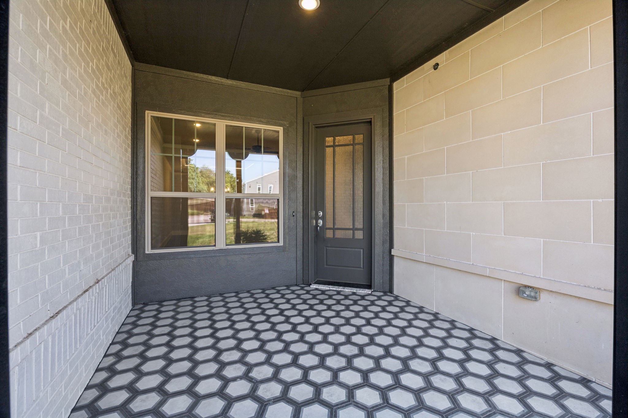 305 Sunset Lane 103