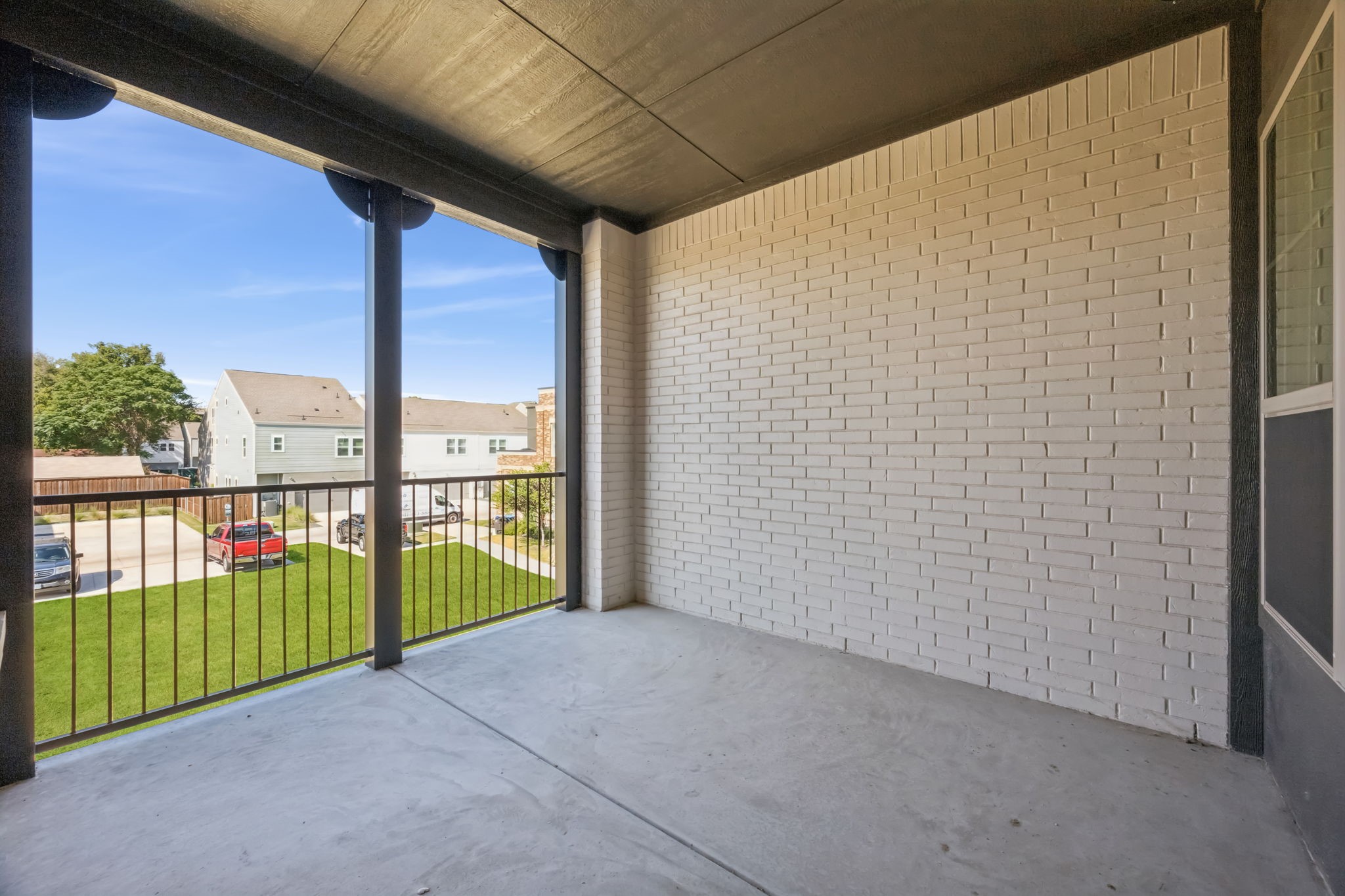 305 Sunset Lane 103