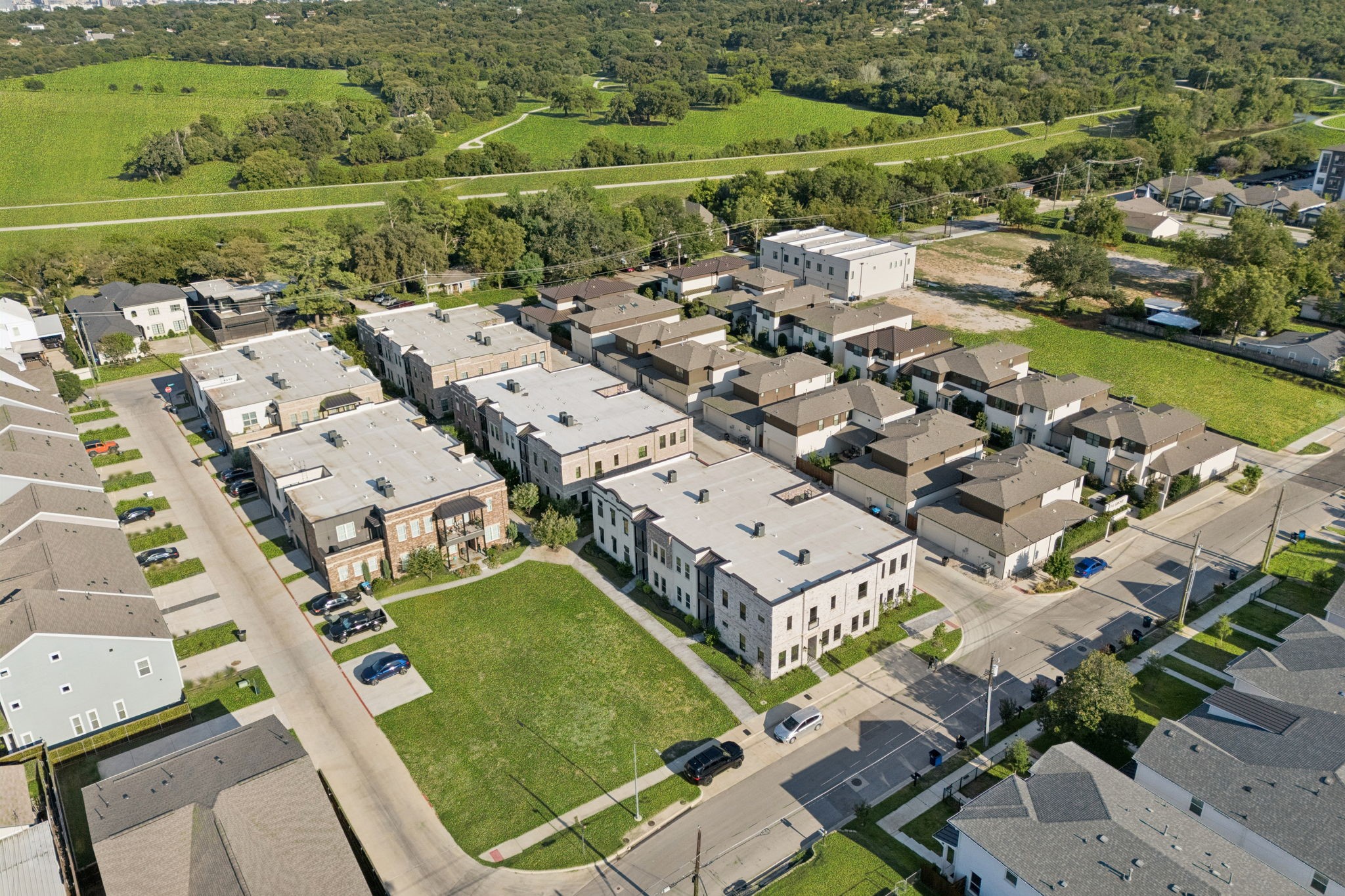 305 Sunset Lane 103