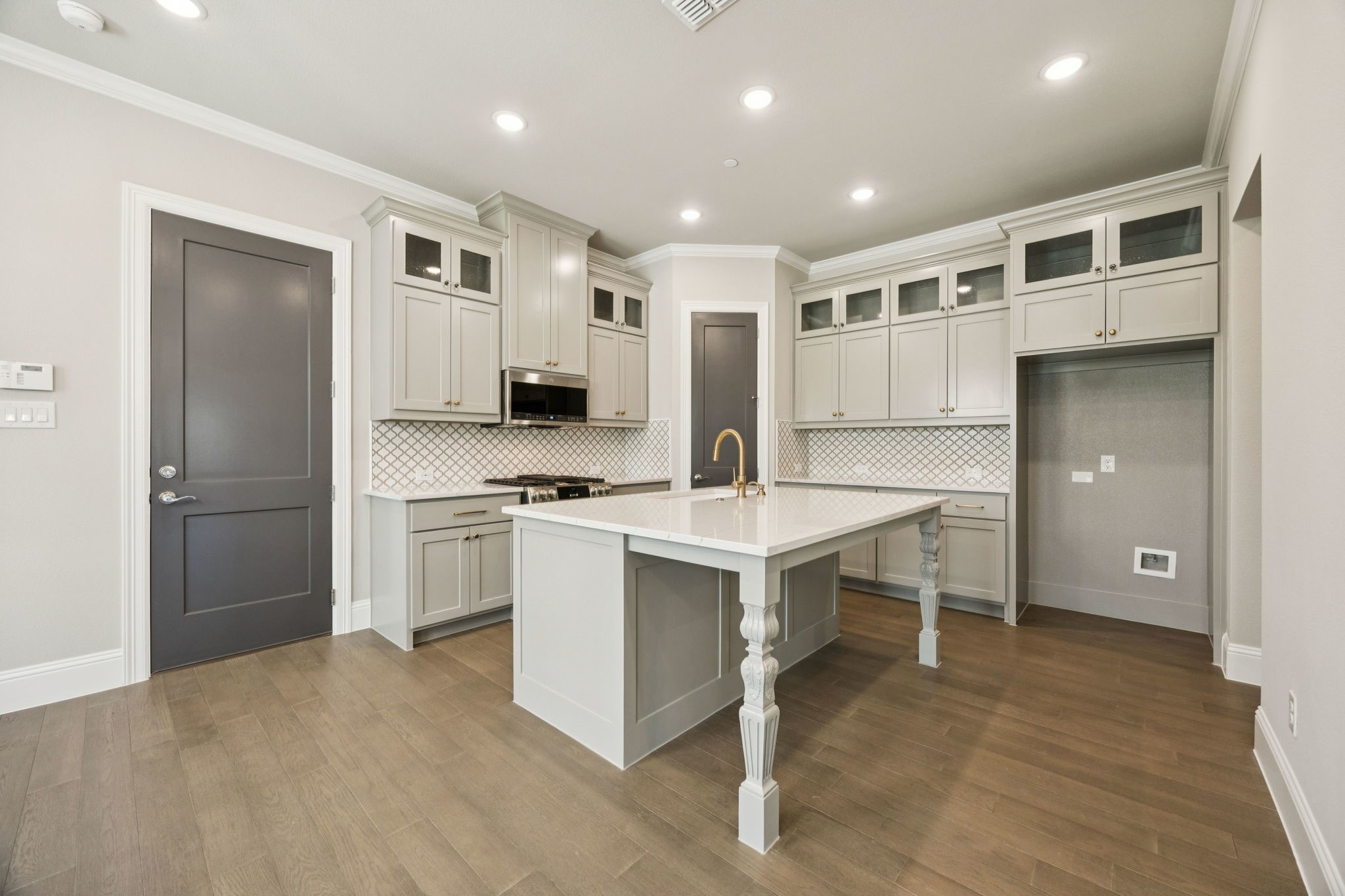 305 Sunset Lane 104