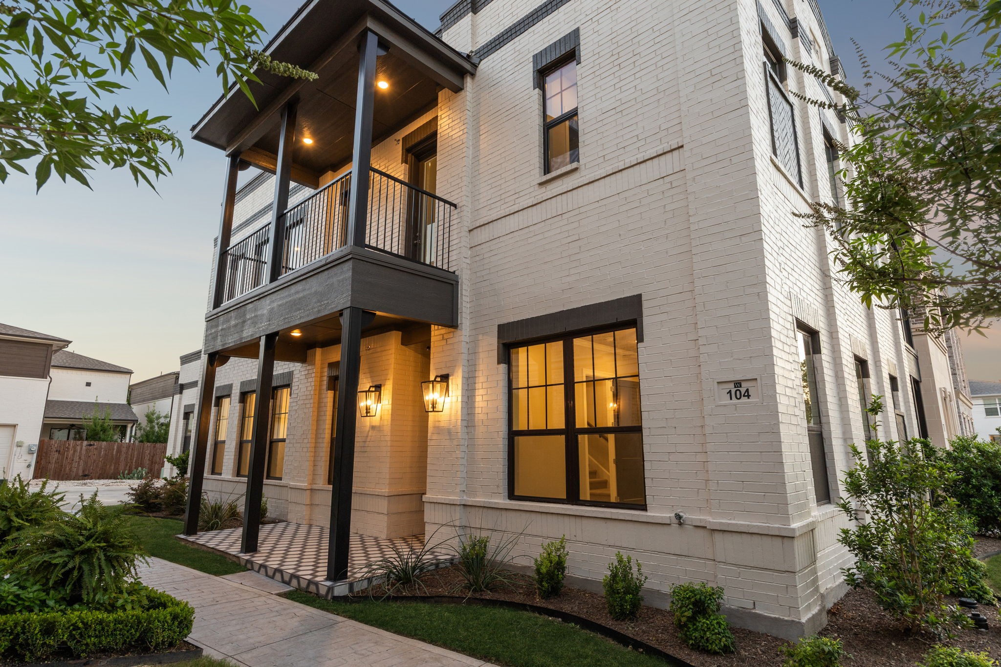 305 Sunset Lane 104