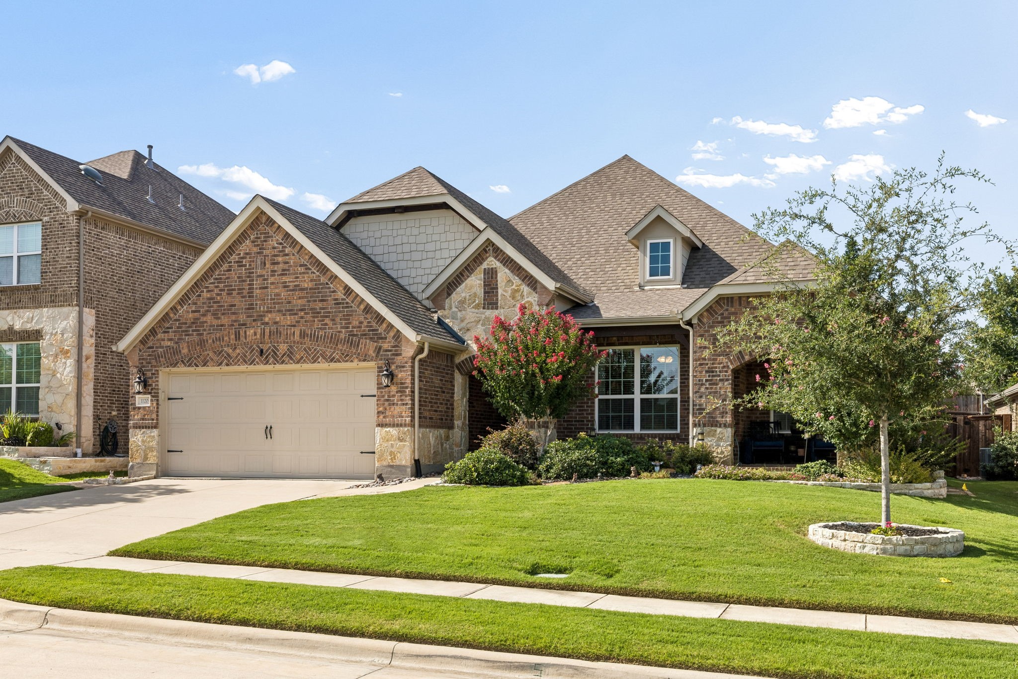 1120 Parkdale Drive