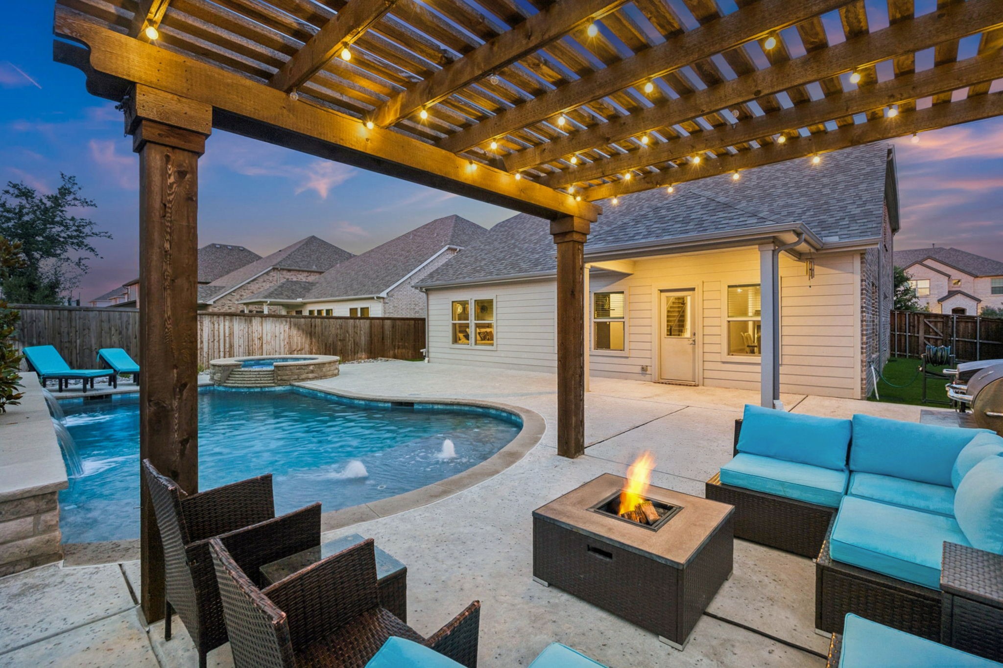 10105 Lakemont Drive
