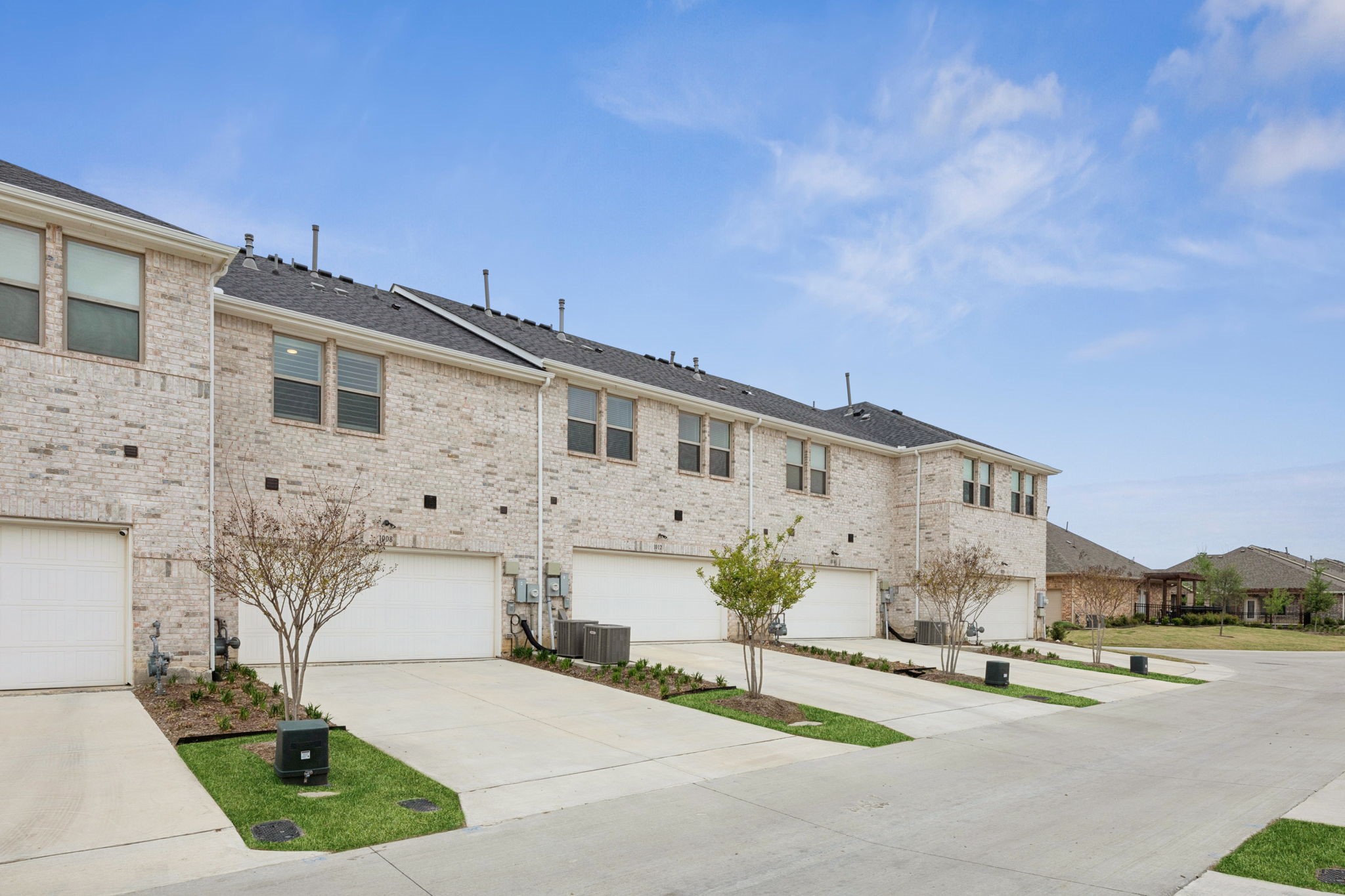 1008 Homestead Way