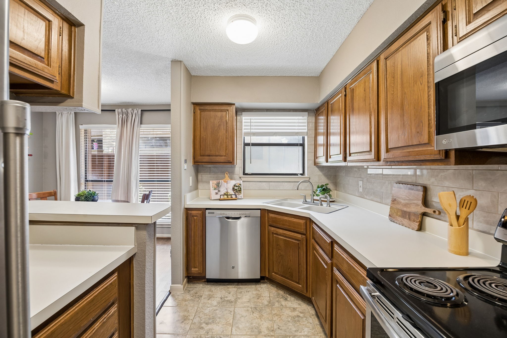 1200 Harwell Drive 1914