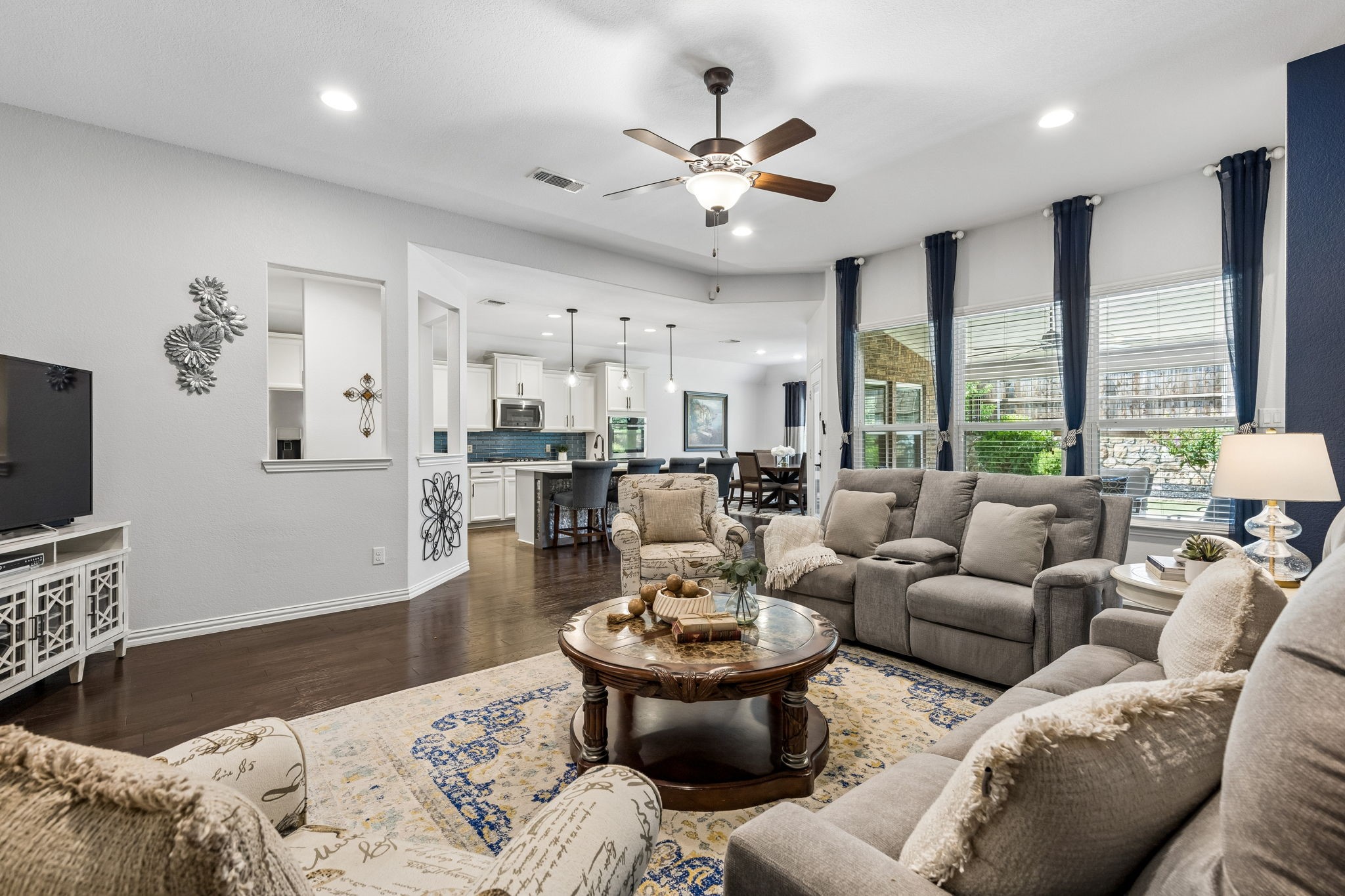 1120 Parkdale Drive