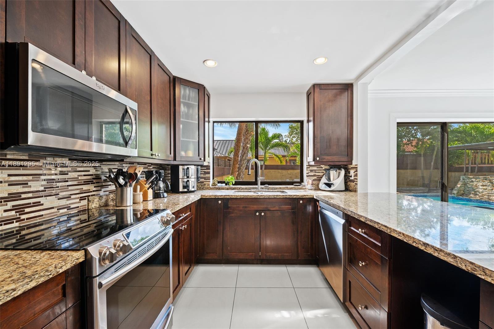 1010 NE 204th Ter